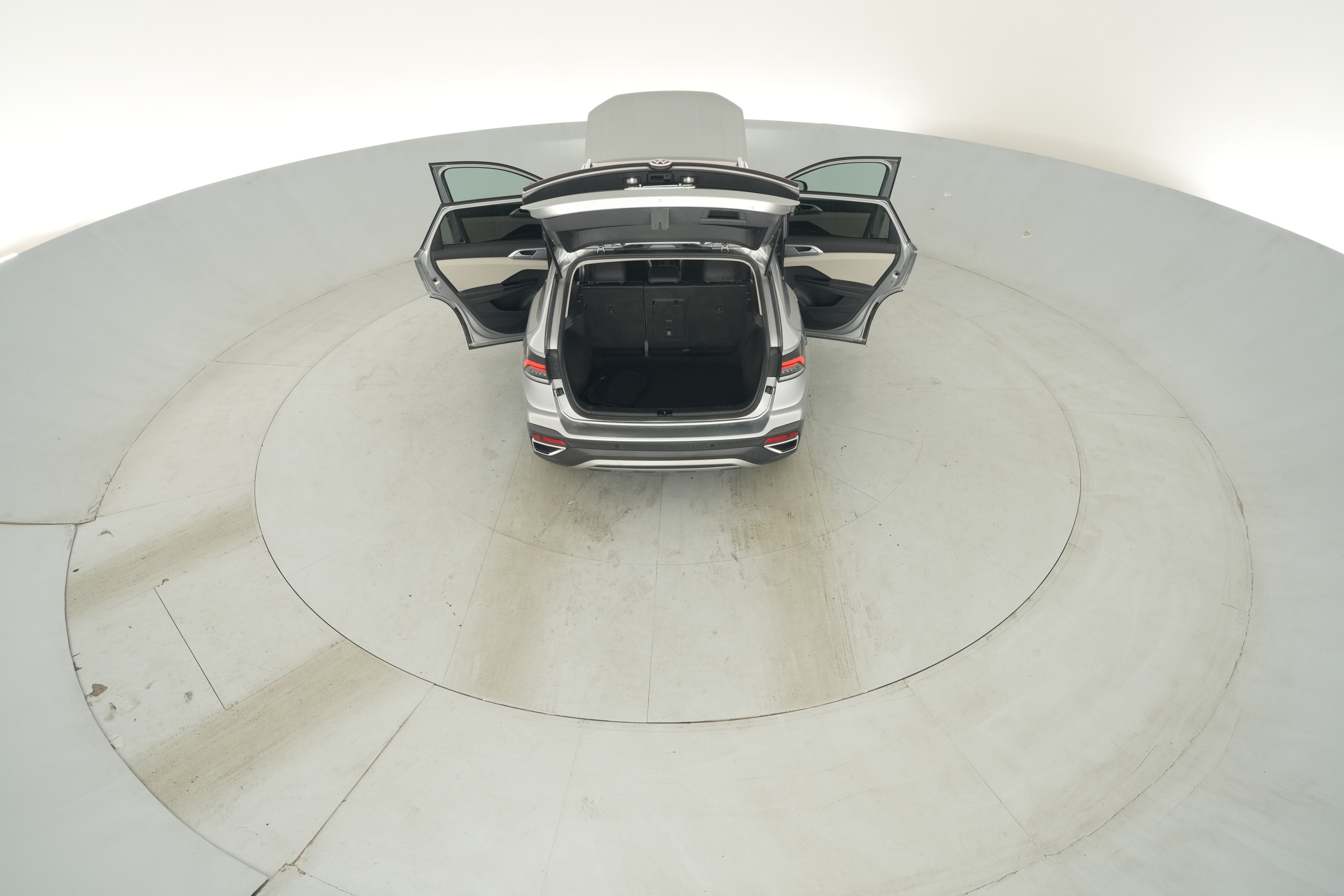 2025 Volkswagen Taos SE - Photo 46