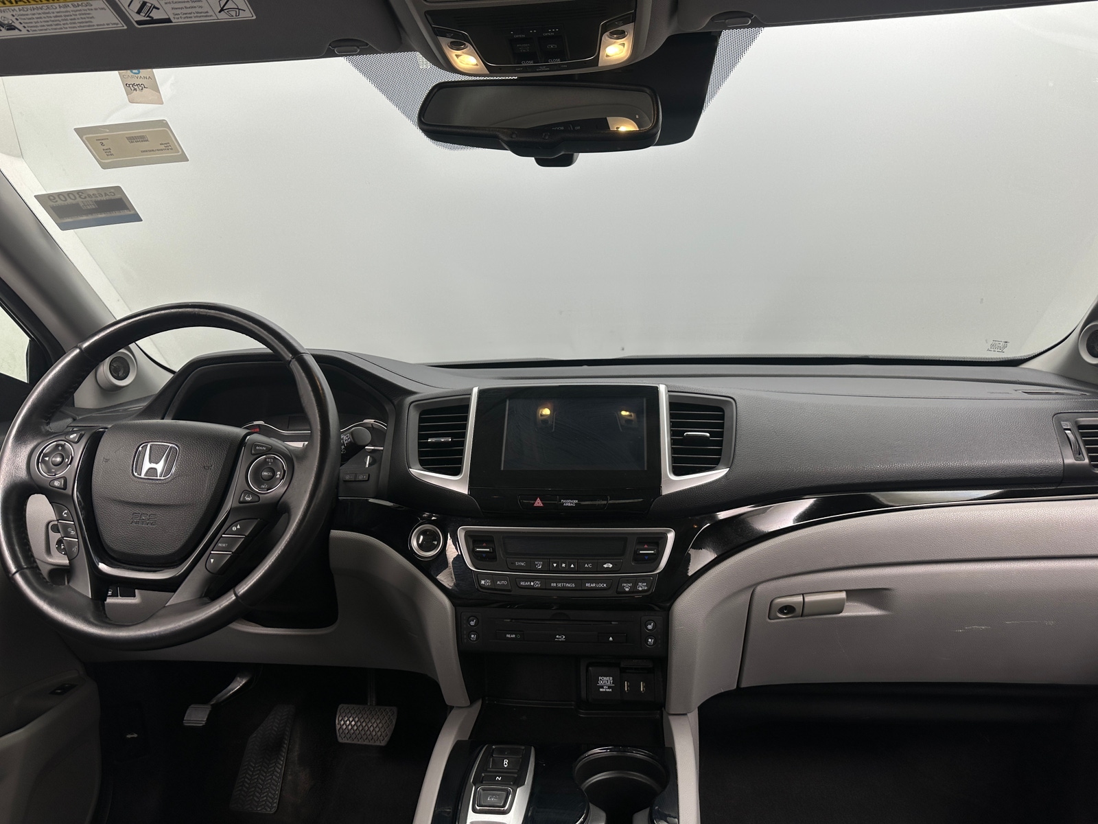 Thumbnail: 2018 Honda Pilot - 2