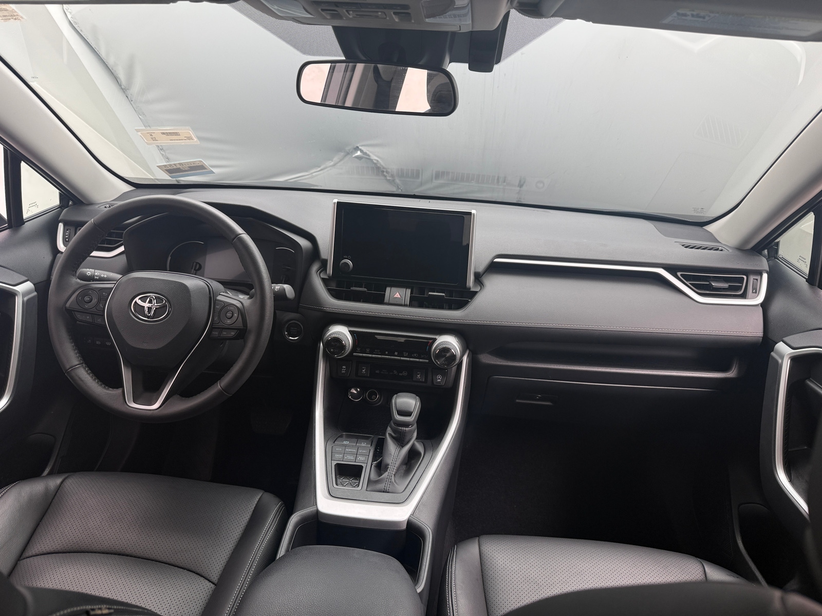 Thumbnail: 2025 Toyota RAV4 - 3