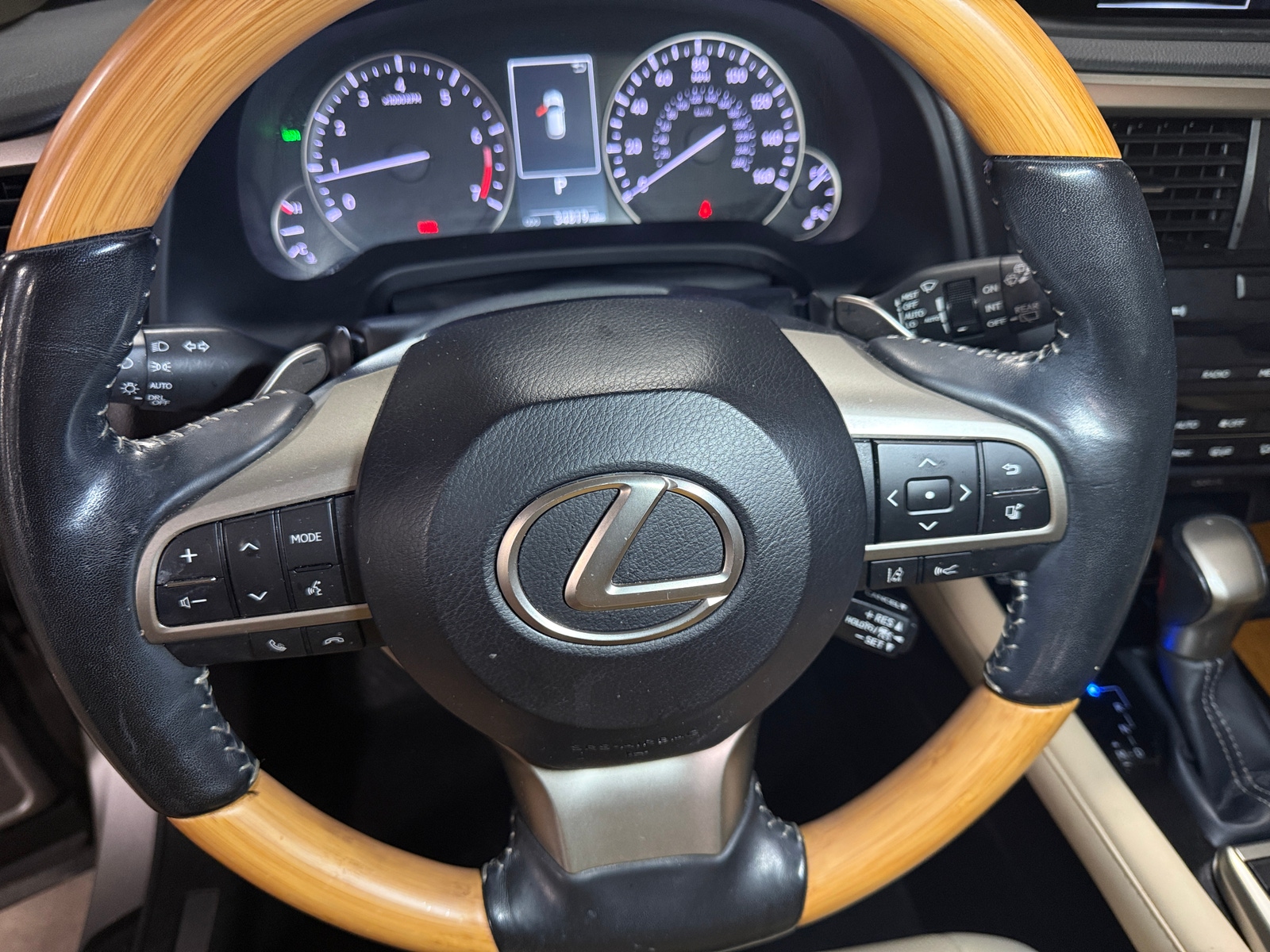 Thumbnail: 2021 Lexus RX - 4