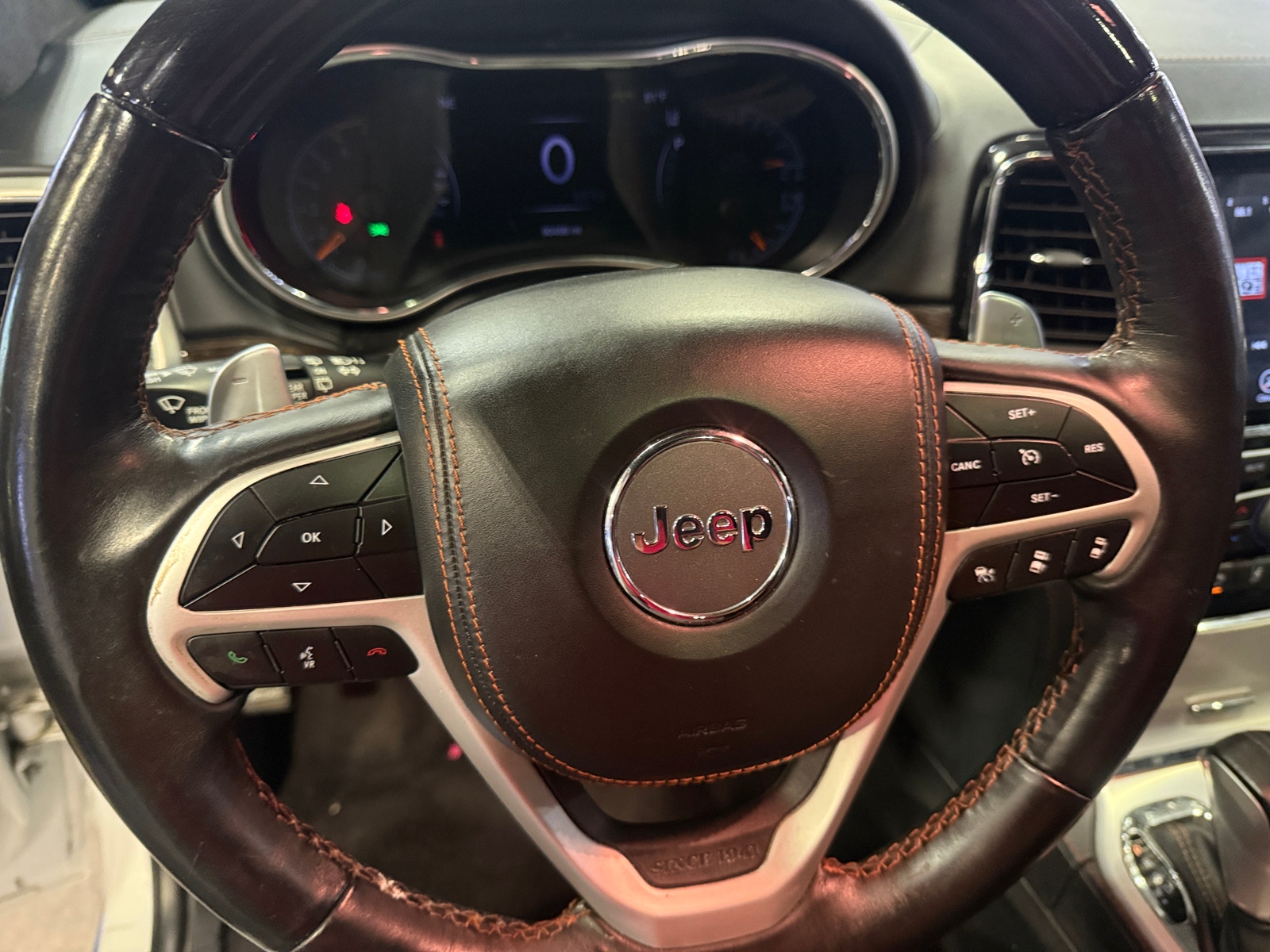 Thumbnail: 2019 Jeep Grand Cherokee - 4