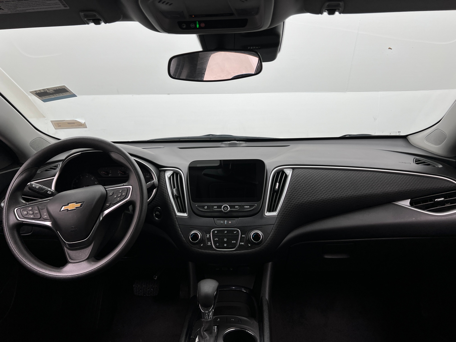 Thumbnail: 2025 Chevrolet Malibu - 3