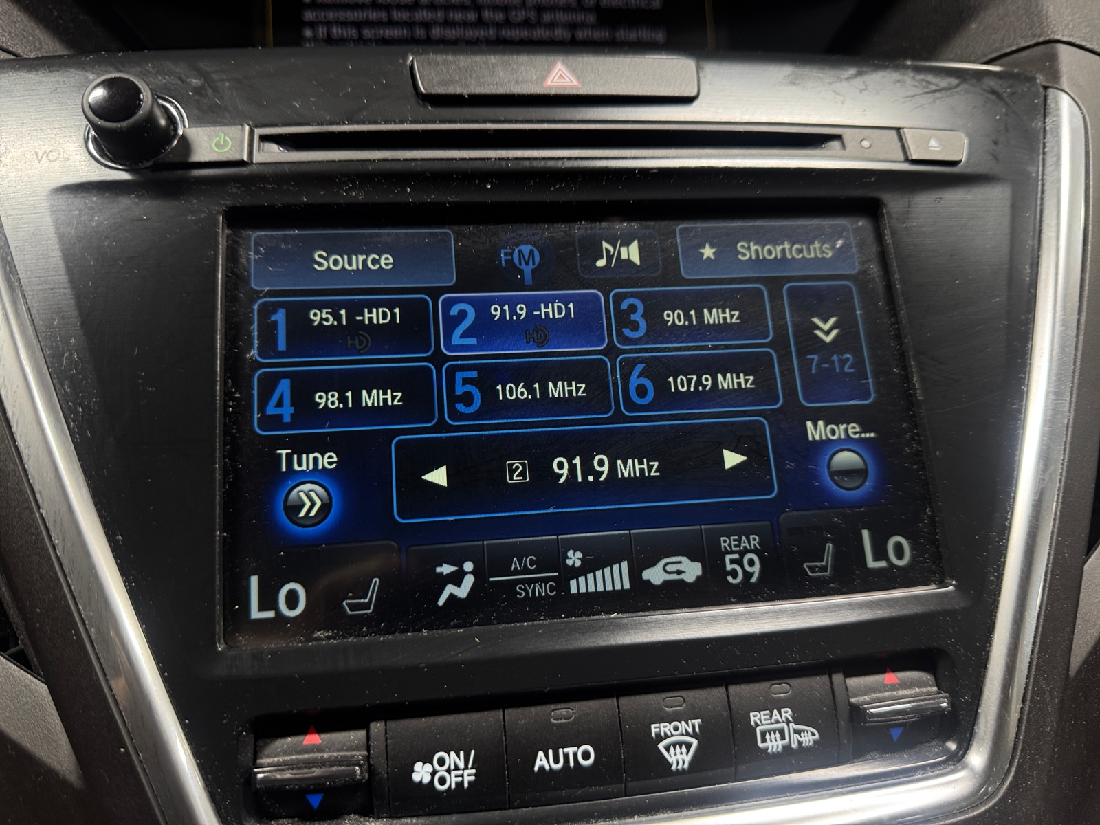 Thumbnail: 2017 Acura MDX - 3