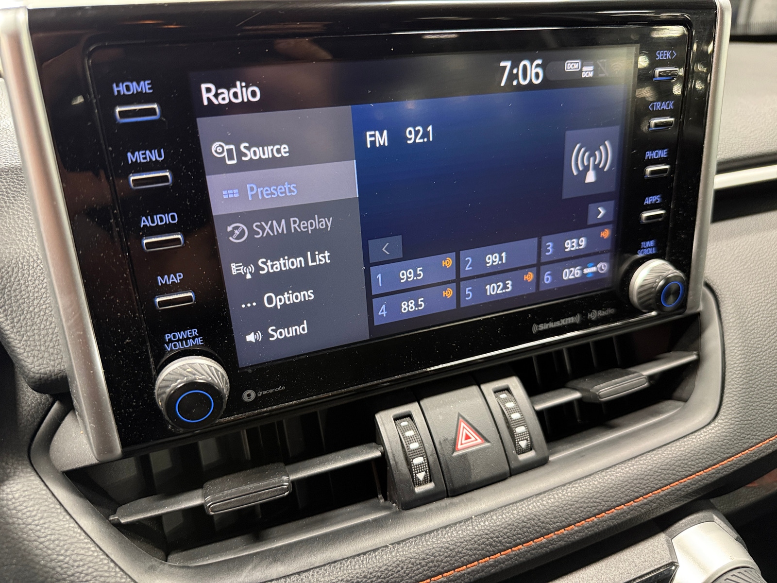 Thumbnail: 2021 Toyota RAV4 - 3