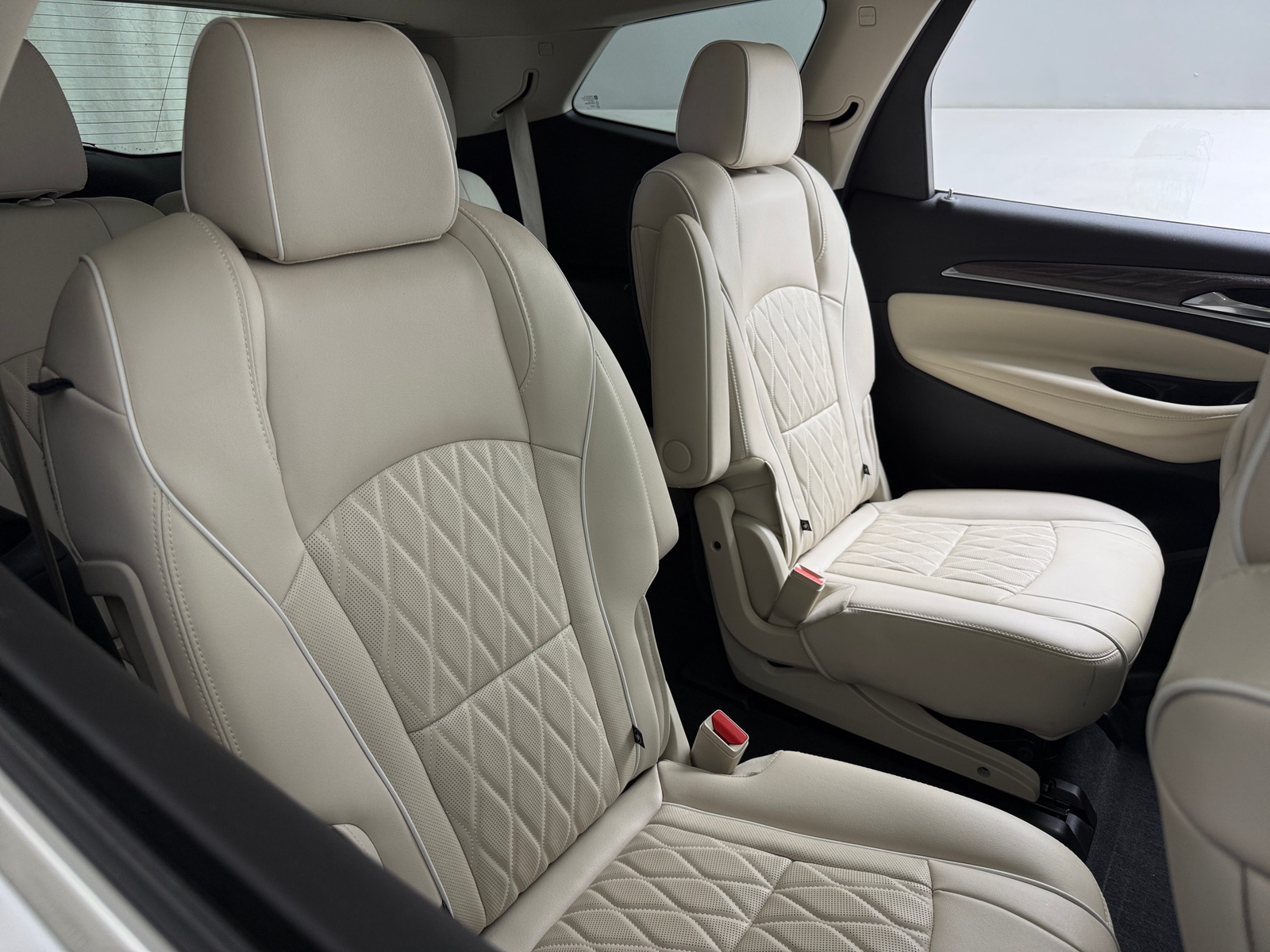 Thumbnail: 2022 Buick Enclave - 5