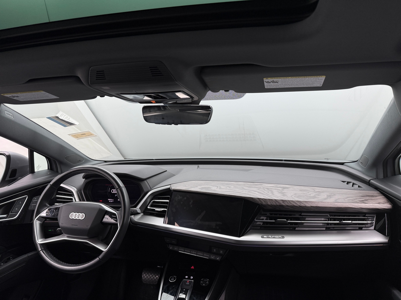Thumbnail: 2024 Audi Q4 e-tron - 2