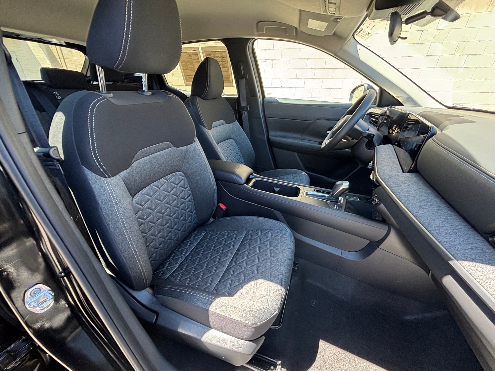 Thumbnail: 2026 Nissan Kicks - 2