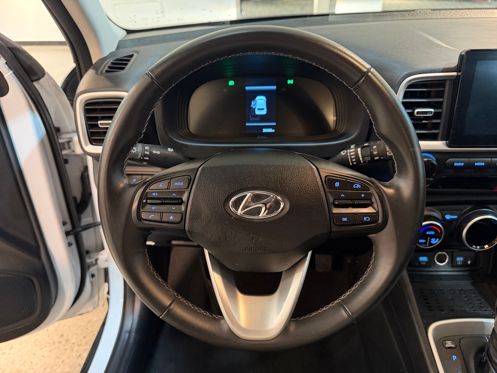 Thumbnail: 2026 Hyundai Venue - 5