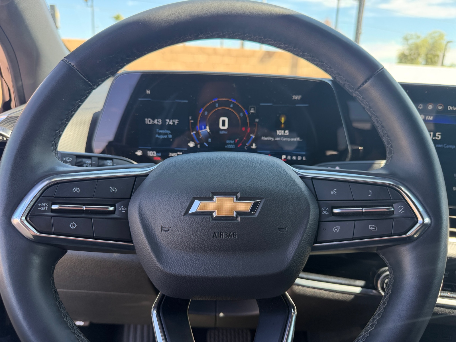 Thumbnail: 2025 Chevrolet Equinox - 4