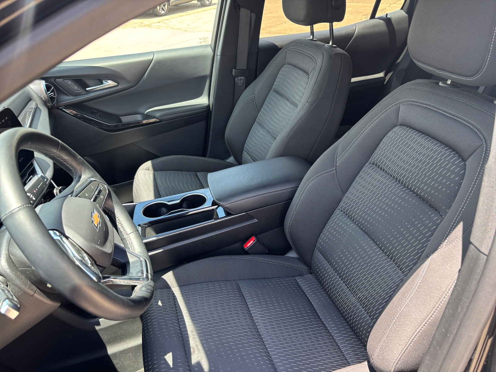 Thumbnail: 2025 Chevrolet Equinox - 2