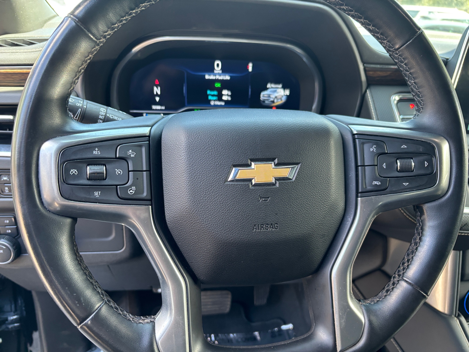 Thumbnail: 2023 Chevrolet Tahoe - 4