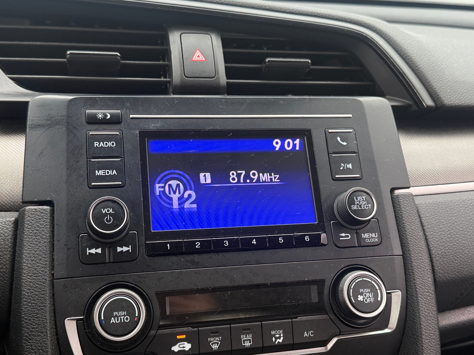 Thumbnail: 2019 Honda Civic - 4