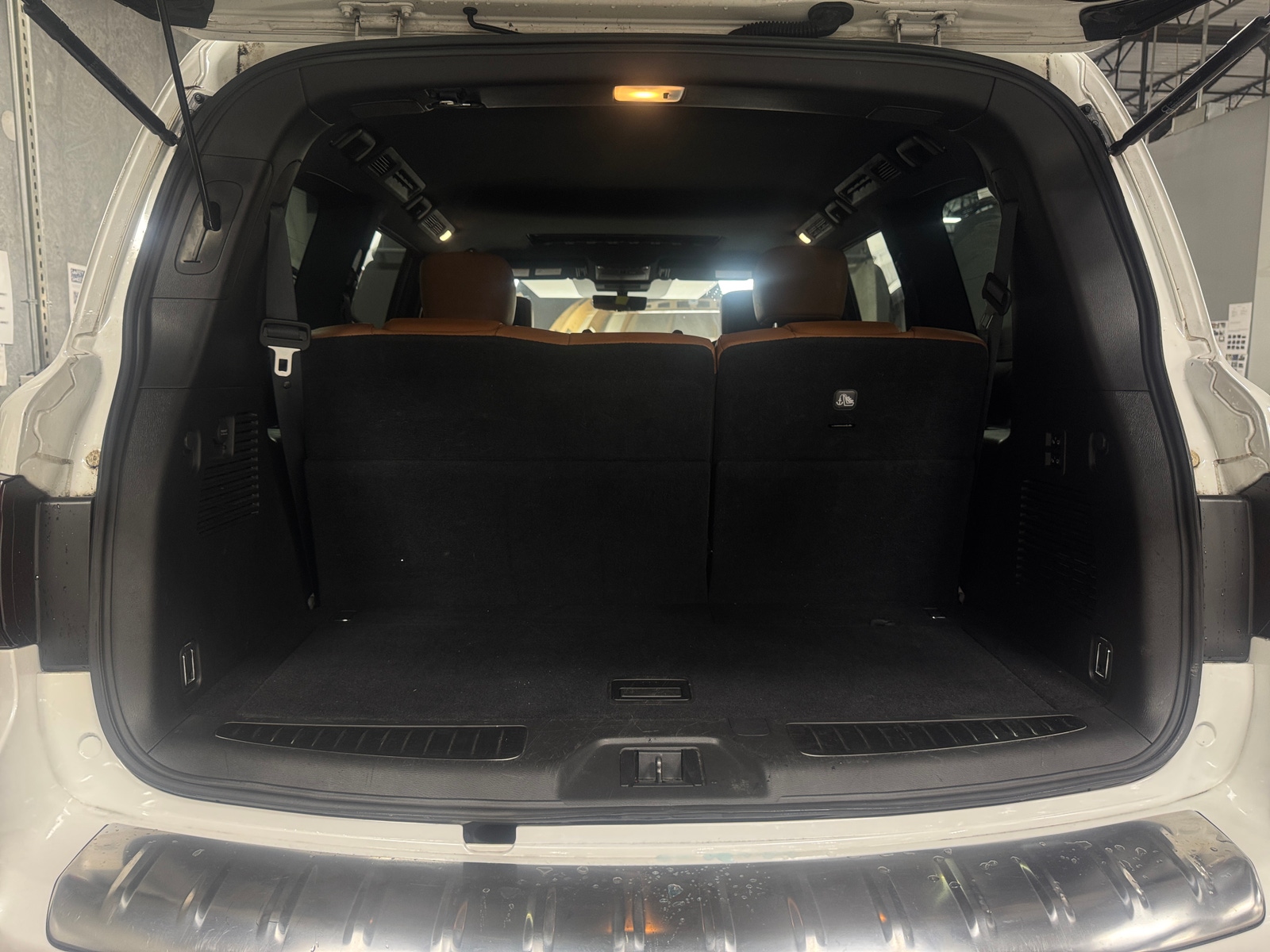 Thumbnail: 2021 INFINITI QX80 - 6