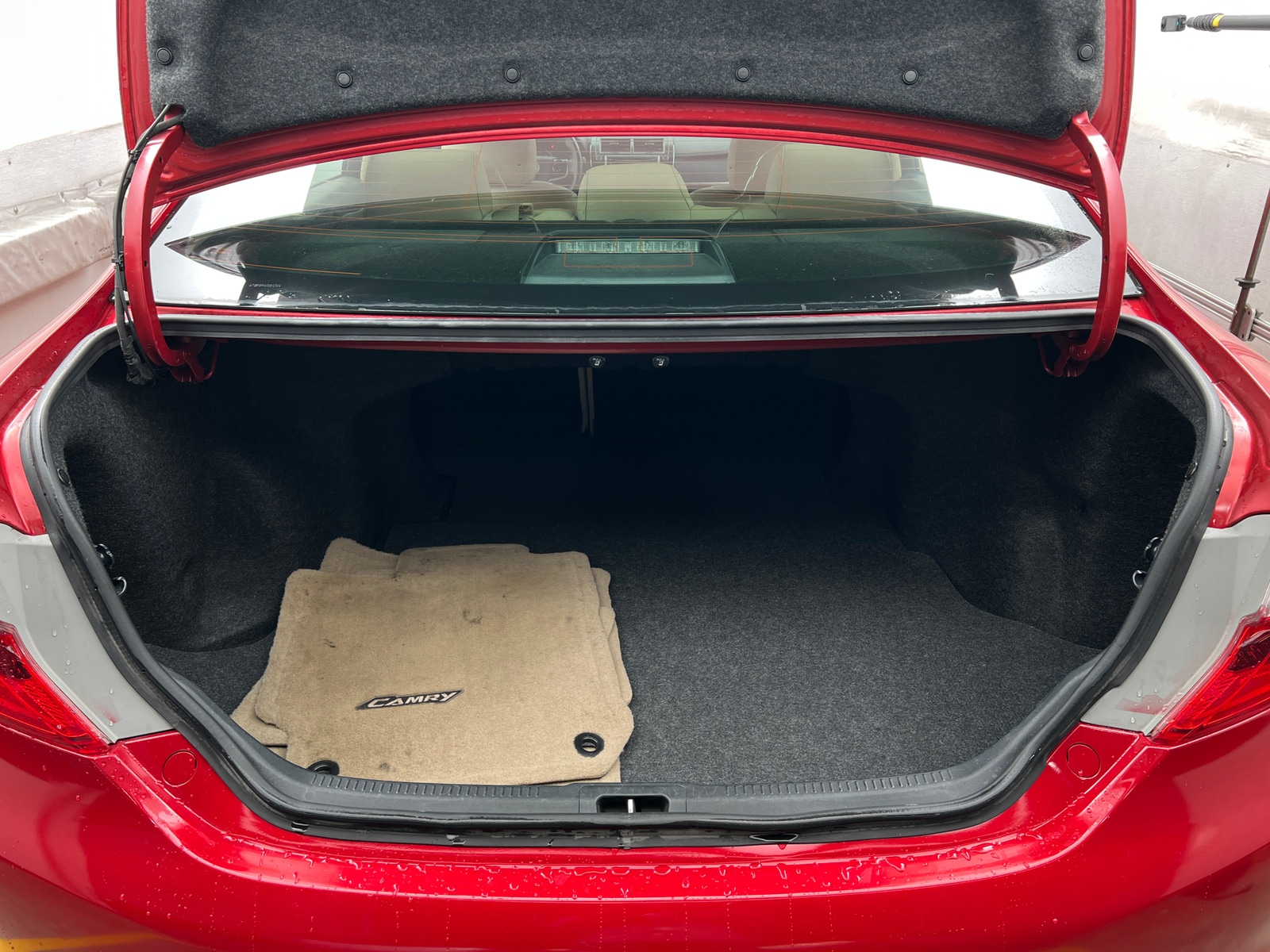 Thumbnail: 2012 Toyota Camry - 7