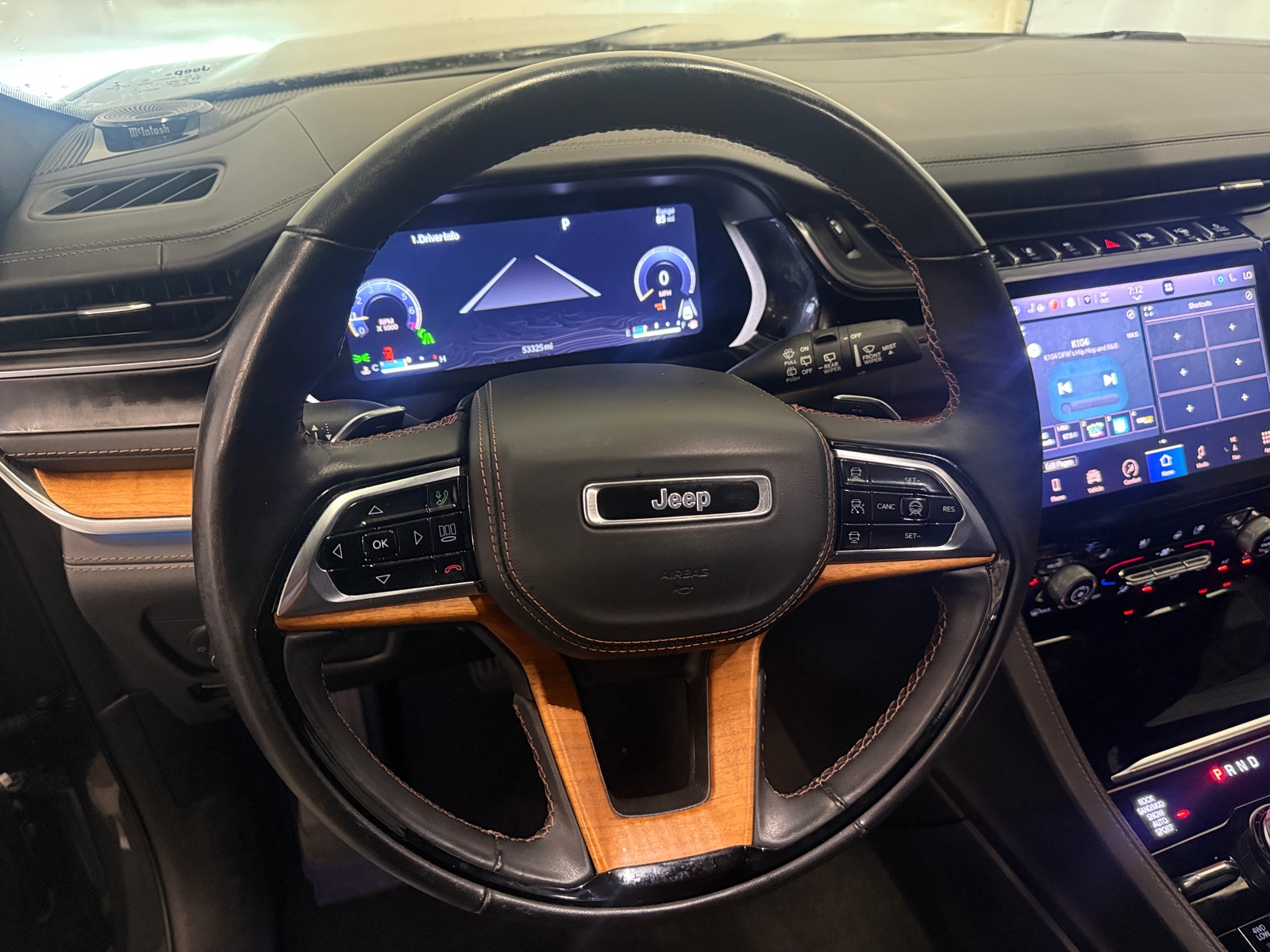 Thumbnail: 2023 Jeep Grand Cherokee L - 4