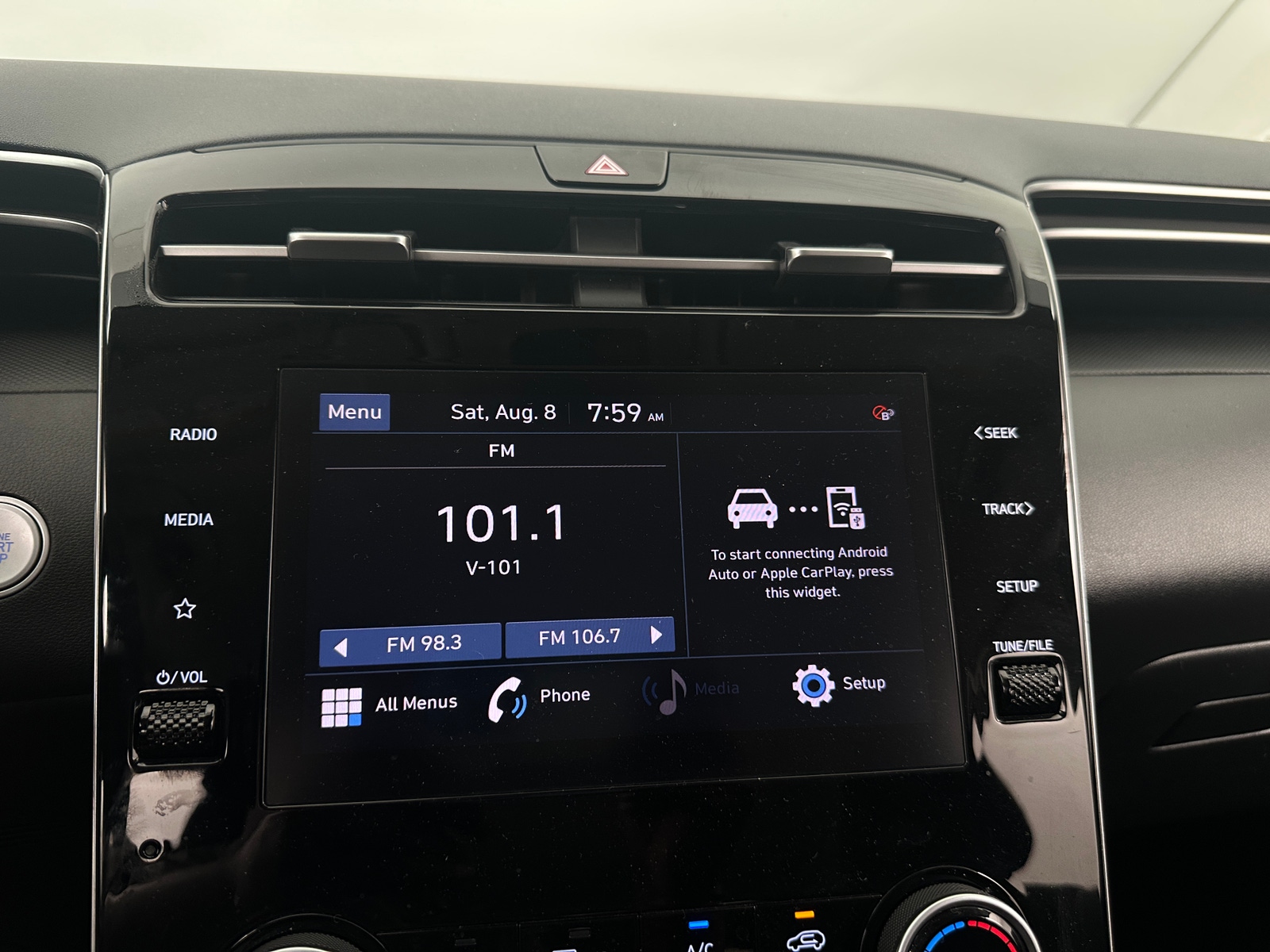 Thumbnail: 2023 Hyundai Tucson - 4