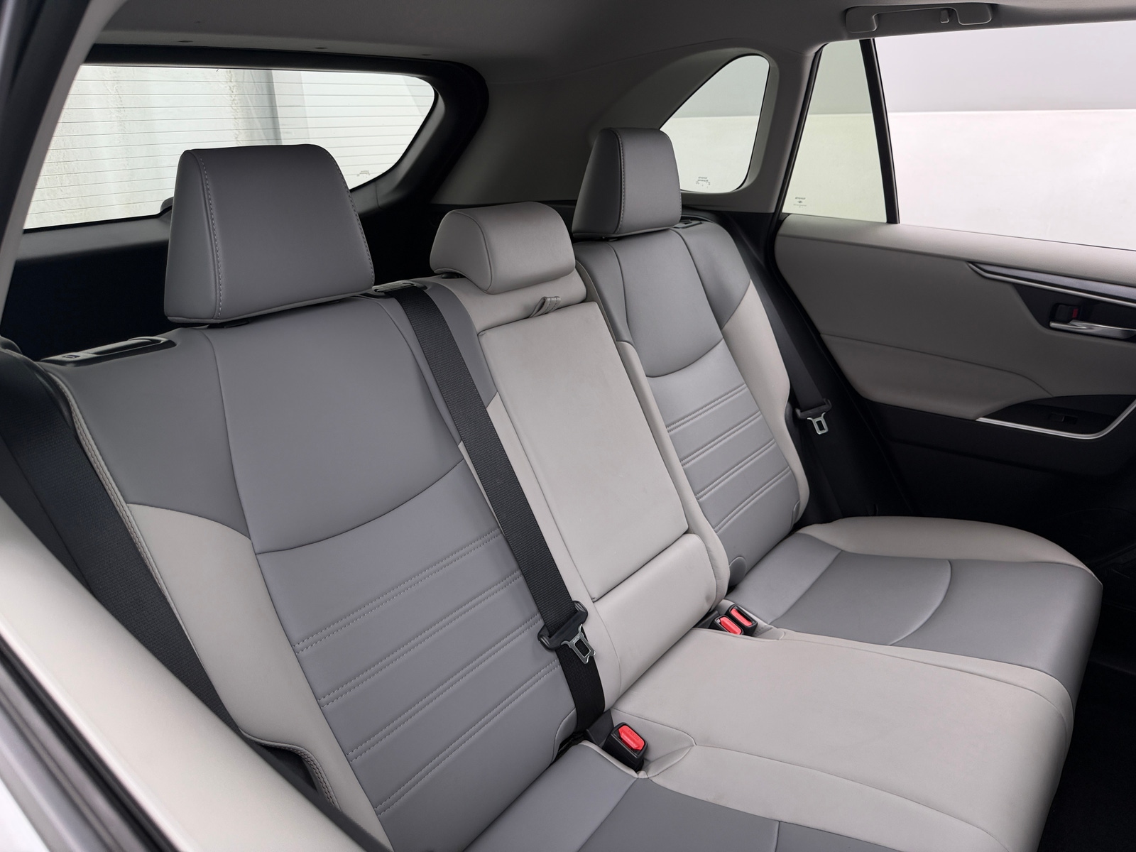 Thumbnail: 2021 Toyota RAV4 - 5