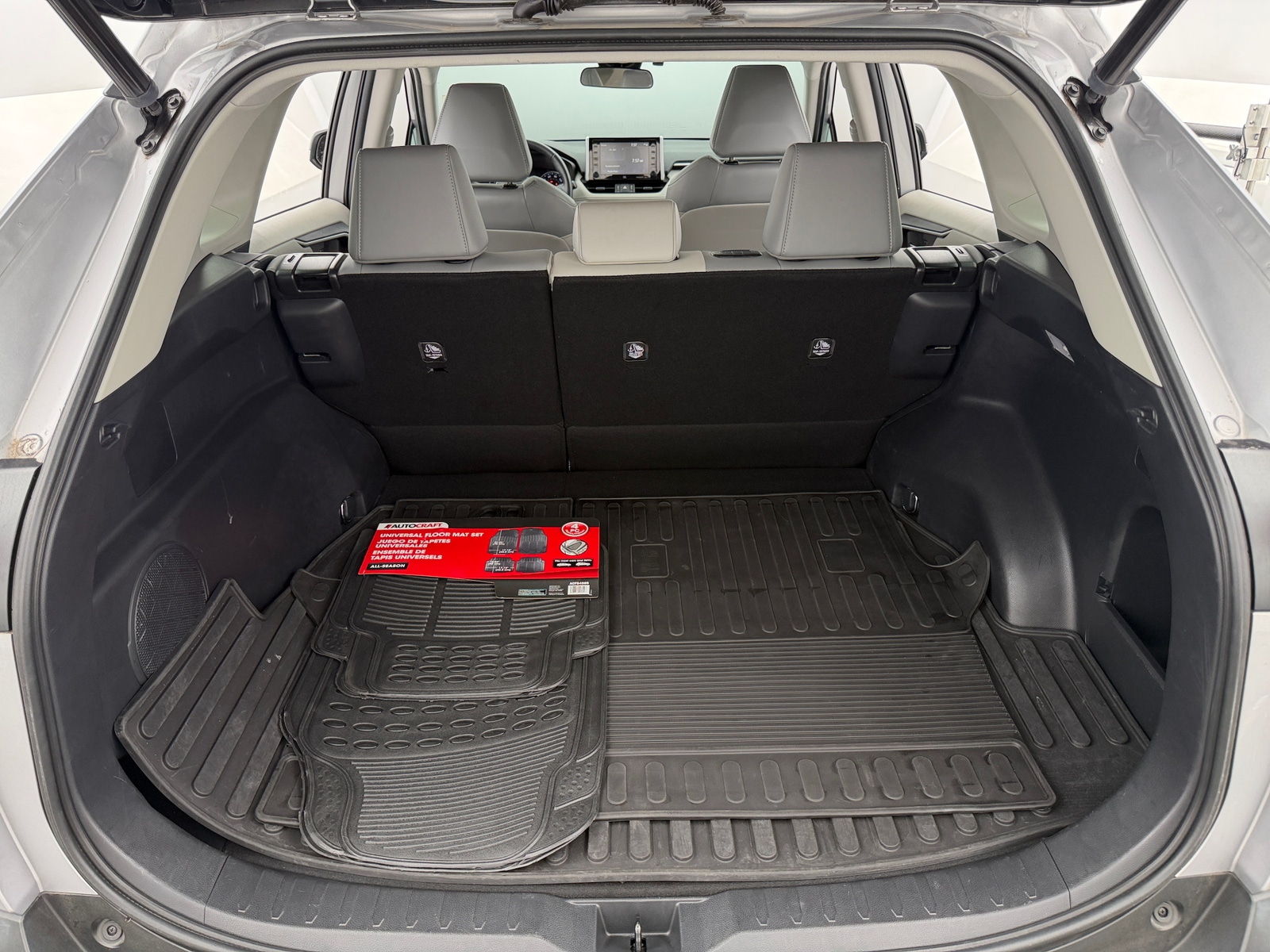 Thumbnail: 2021 Toyota RAV4 - 6