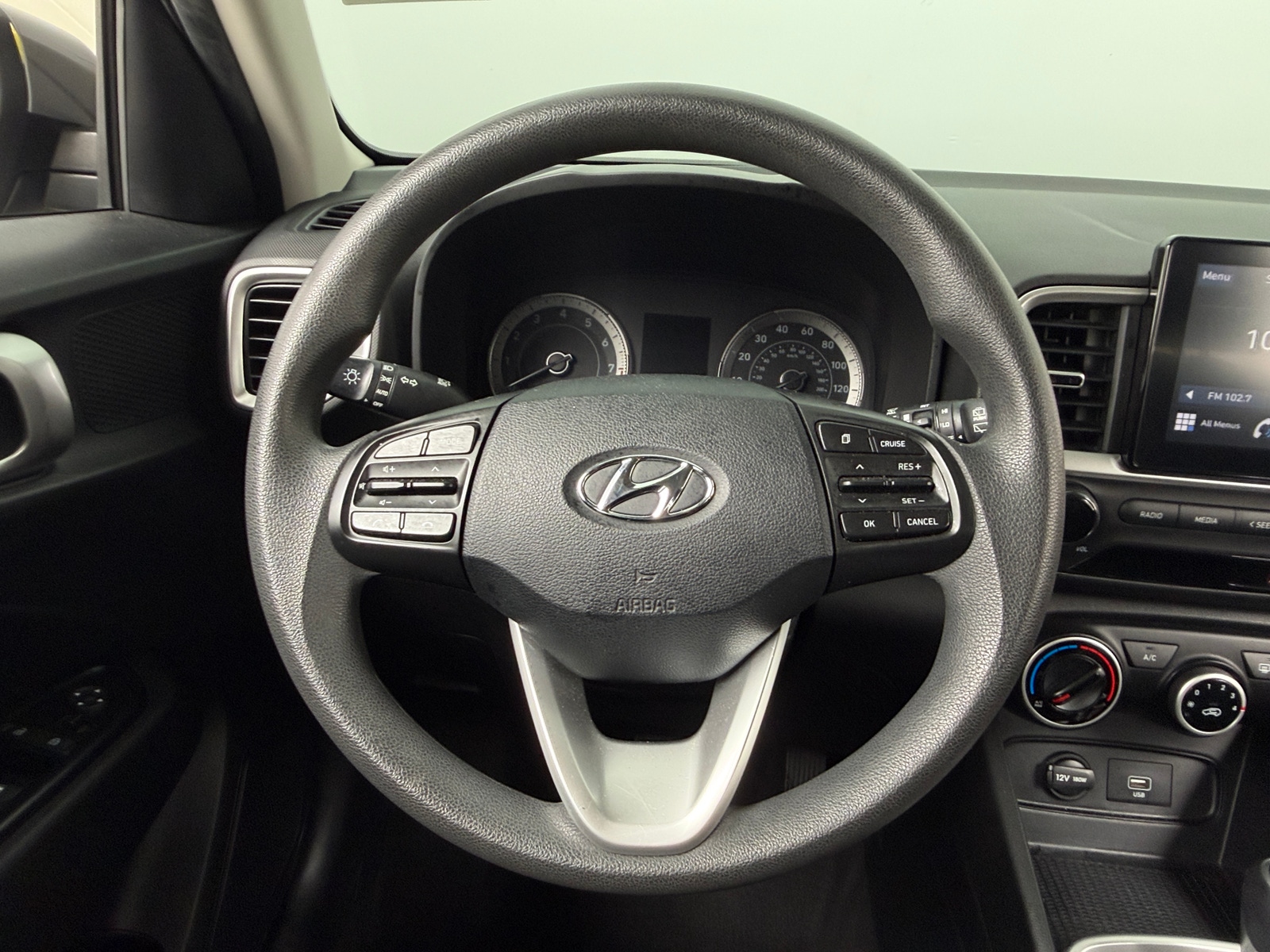 Thumbnail: 2021 Hyundai Venue - 5