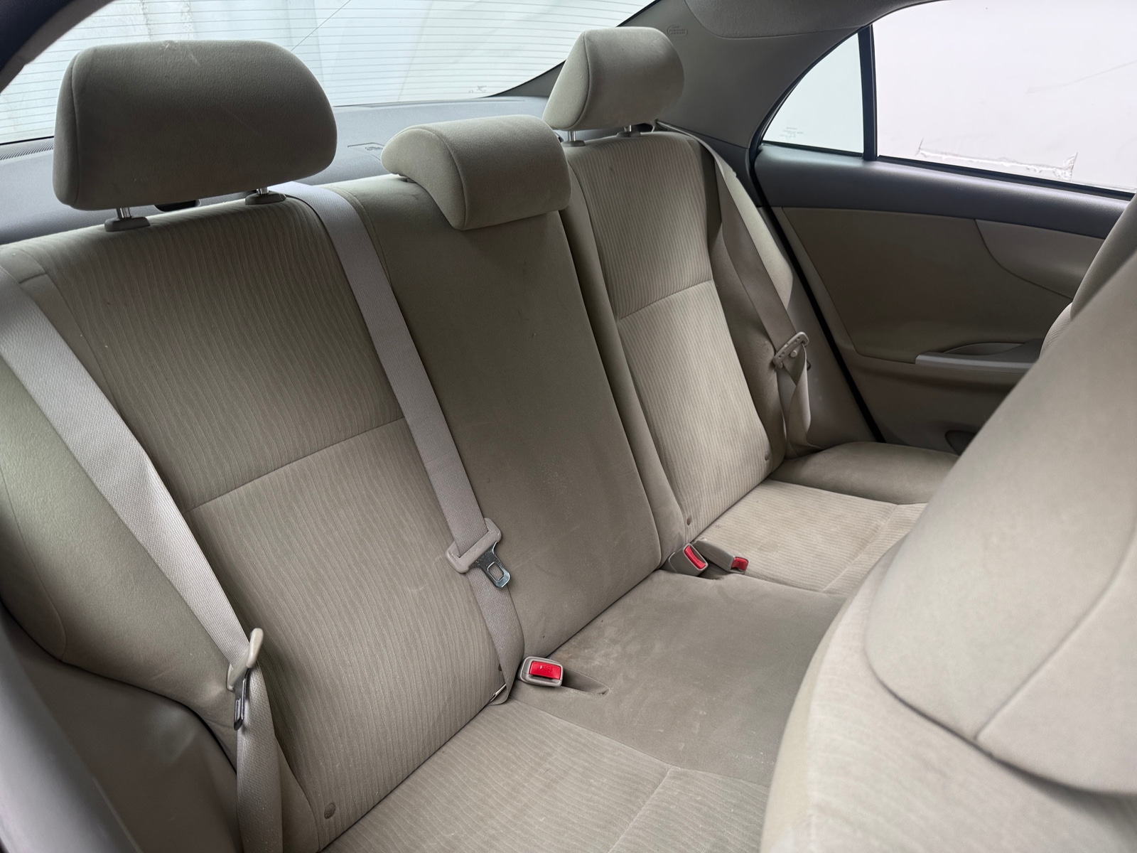 Thumbnail: 2010 Toyota Corolla - 6