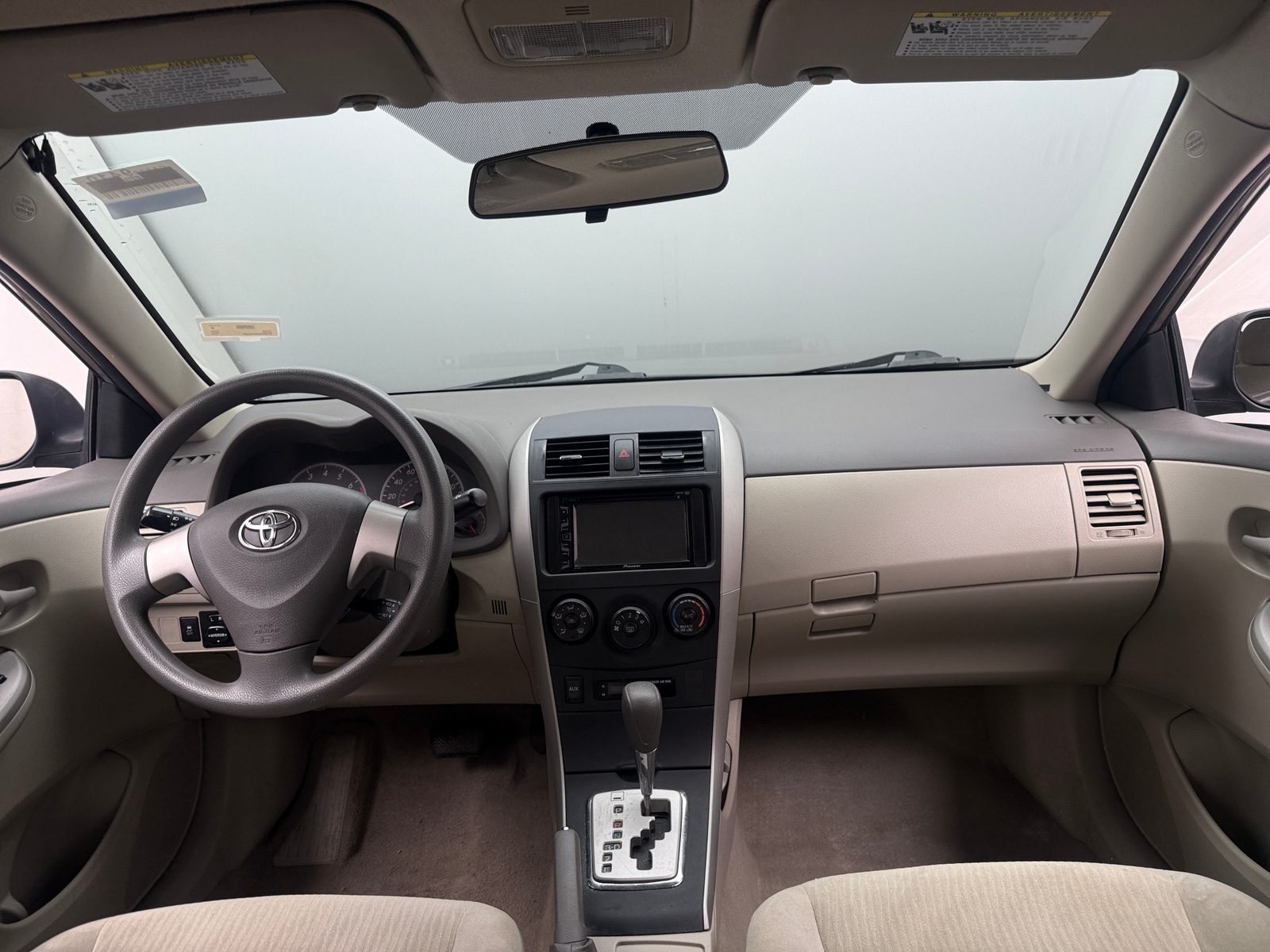 Thumbnail: 2010 Toyota Corolla - 3