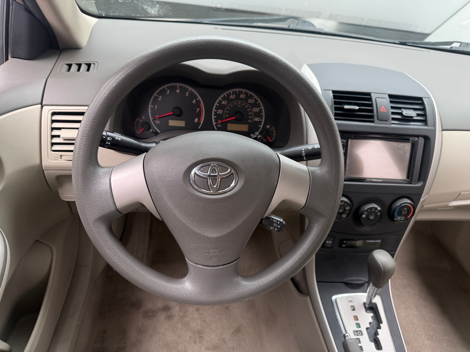 Thumbnail: 2010 Toyota Corolla - 5