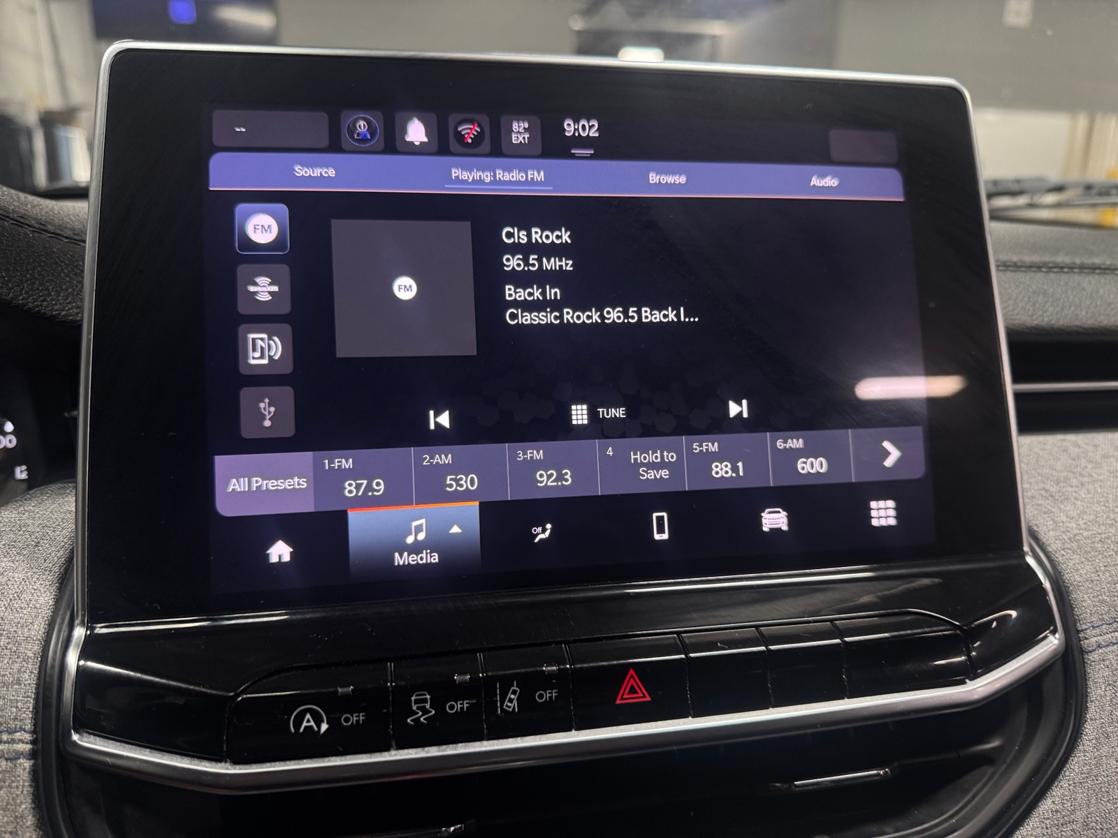 Thumbnail: 2024 Jeep Compass - 4