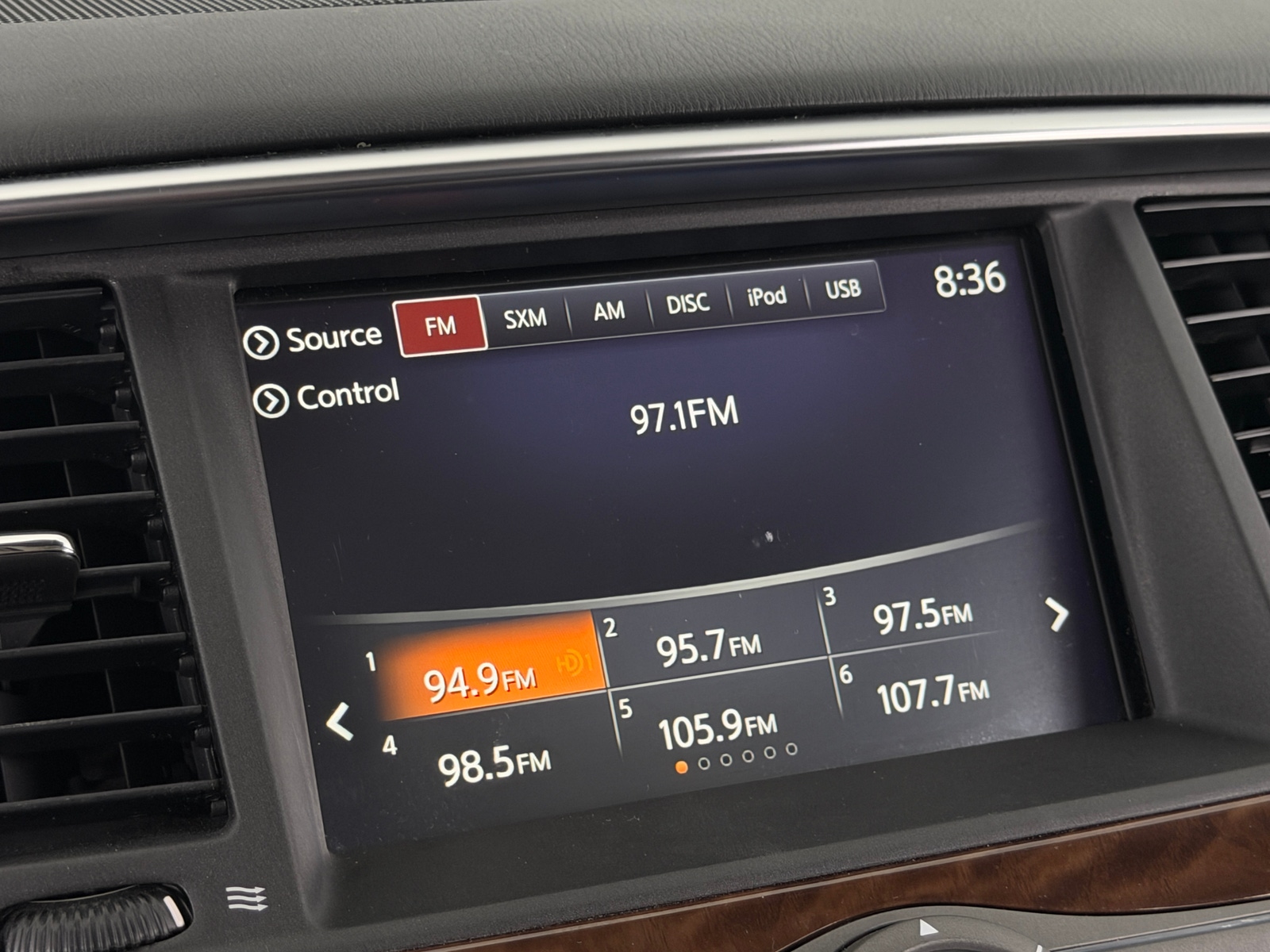 Thumbnail: 2020 Nissan Armada - 3