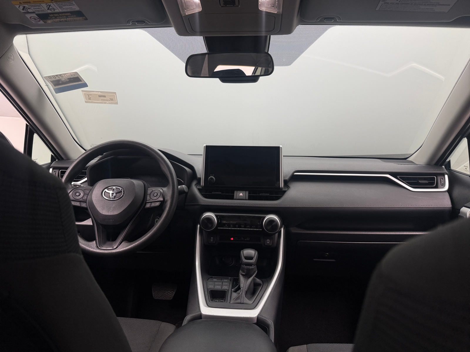 Thumbnail: 2025 Toyota RAV4 - 3