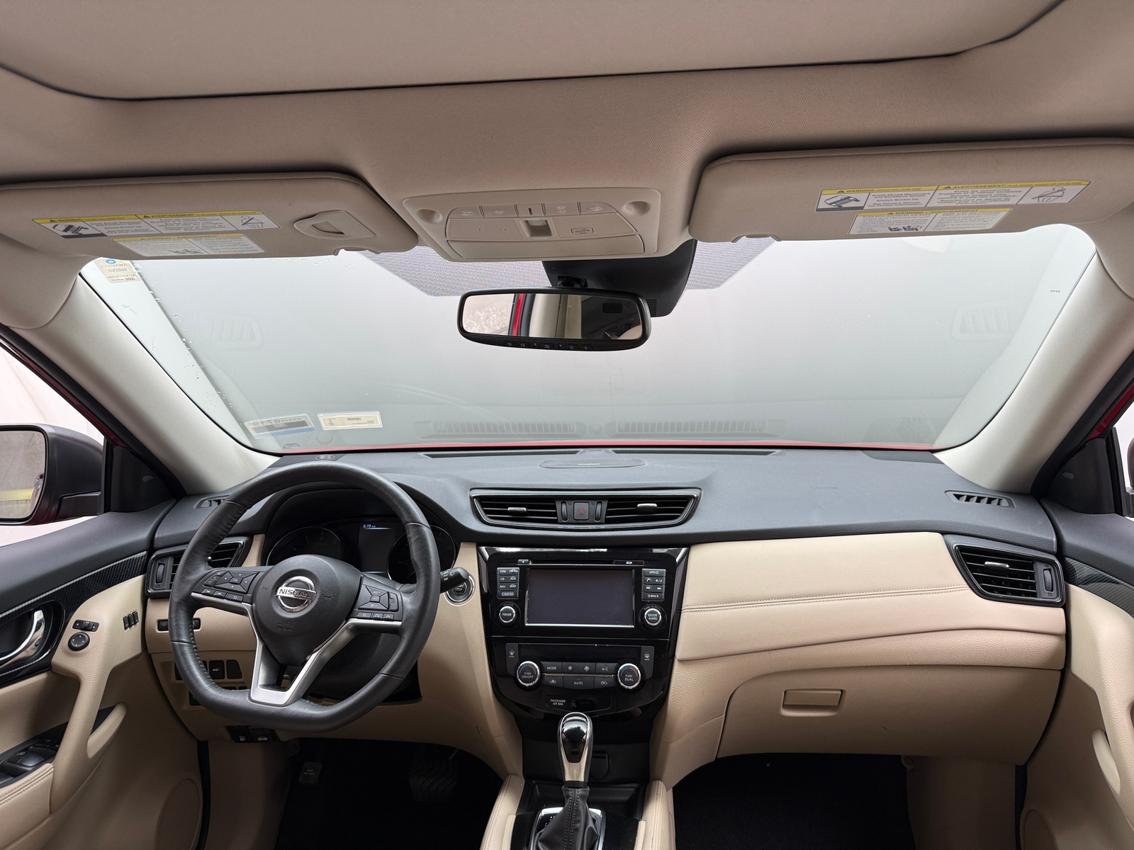 Thumbnail: 2017 Nissan Rogue - 2