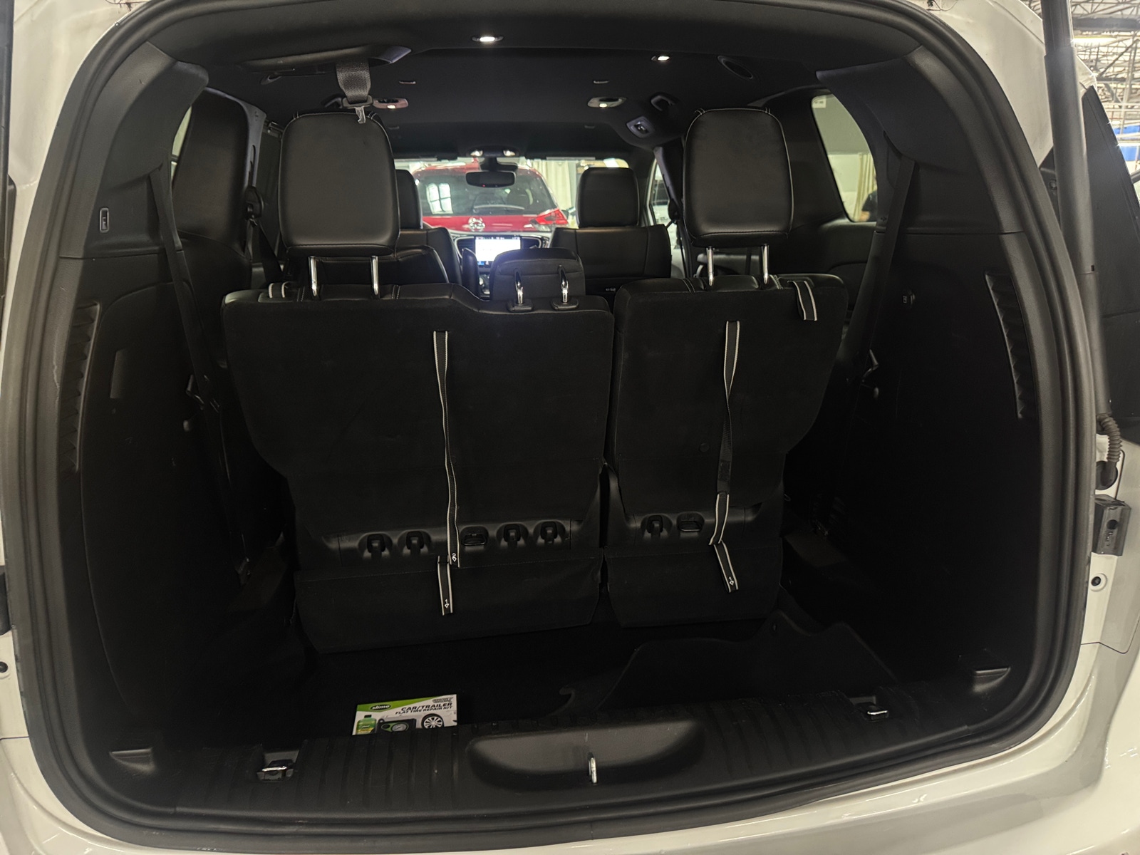 Thumbnail: 2025 Chrysler Pacifica - 6