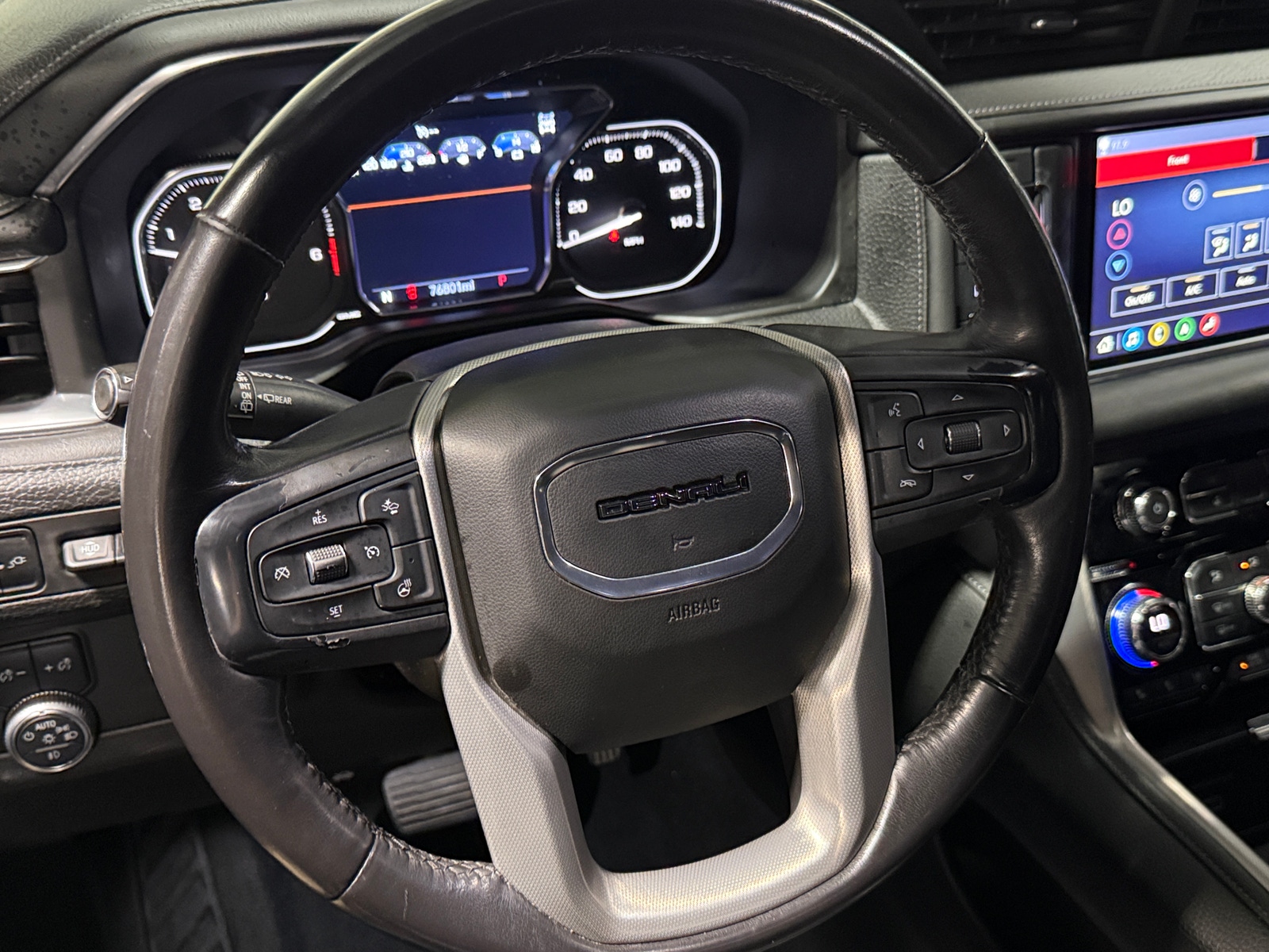 Thumbnail: 2021 GMC Yukon XL - 4