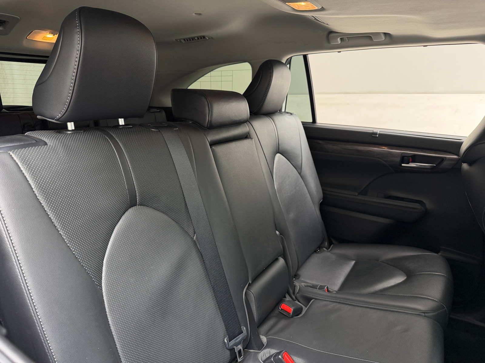 Thumbnail: 2020 Toyota Highlander - 5