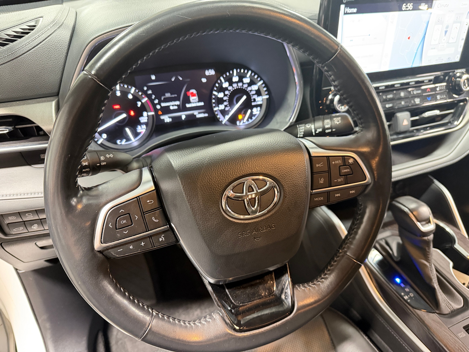 Thumbnail: 2020 Toyota Highlander - 4
