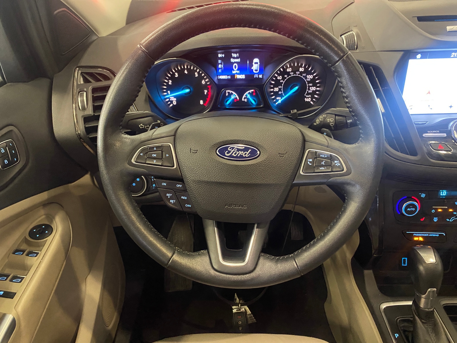 Thumbnail: 2017 Ford Escape - 4