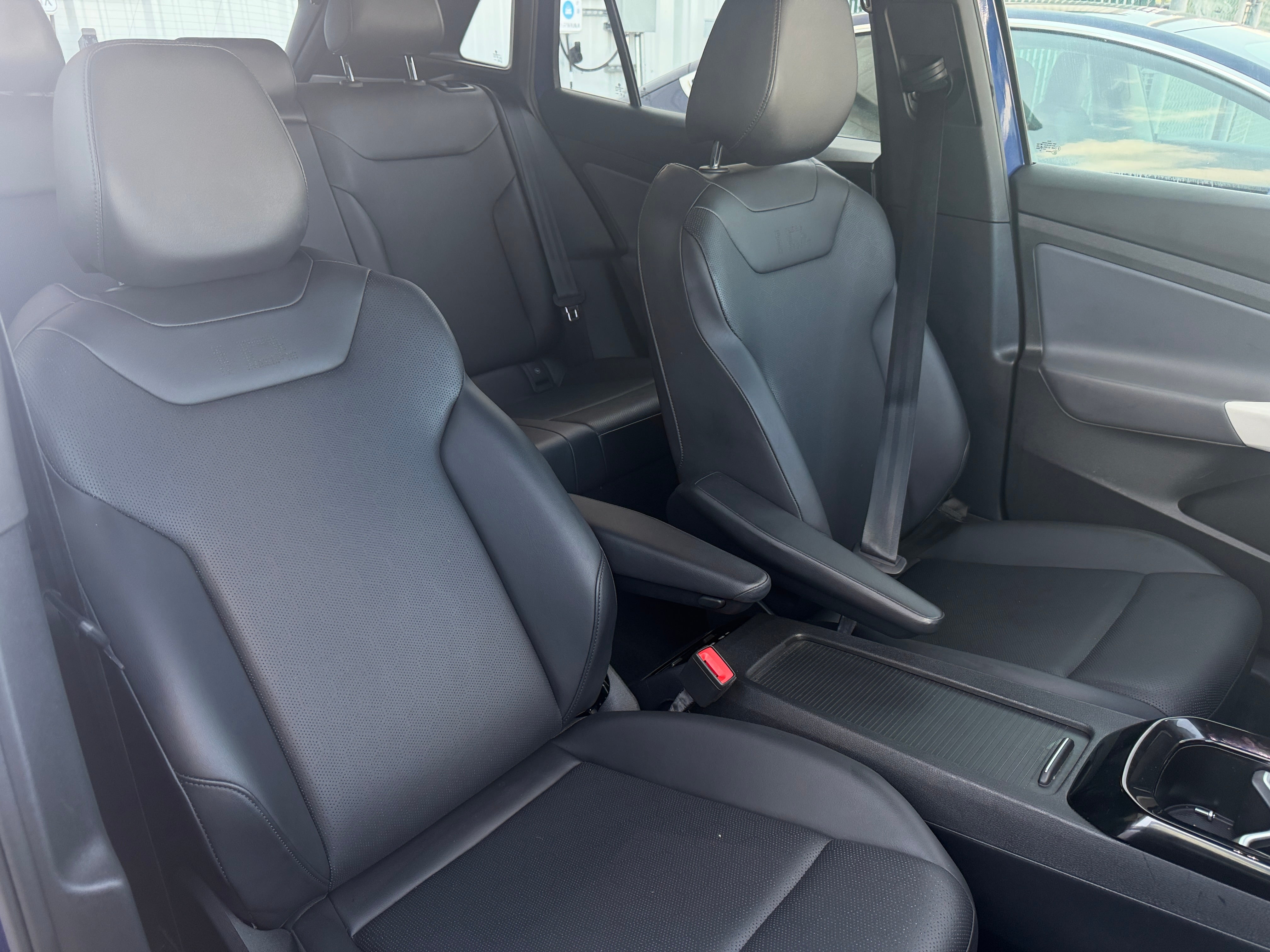 Used 2021 Volkswagen ID.4 1st Edition with VIN WVGDMPE21MP008867 for sale in Auburn, WA