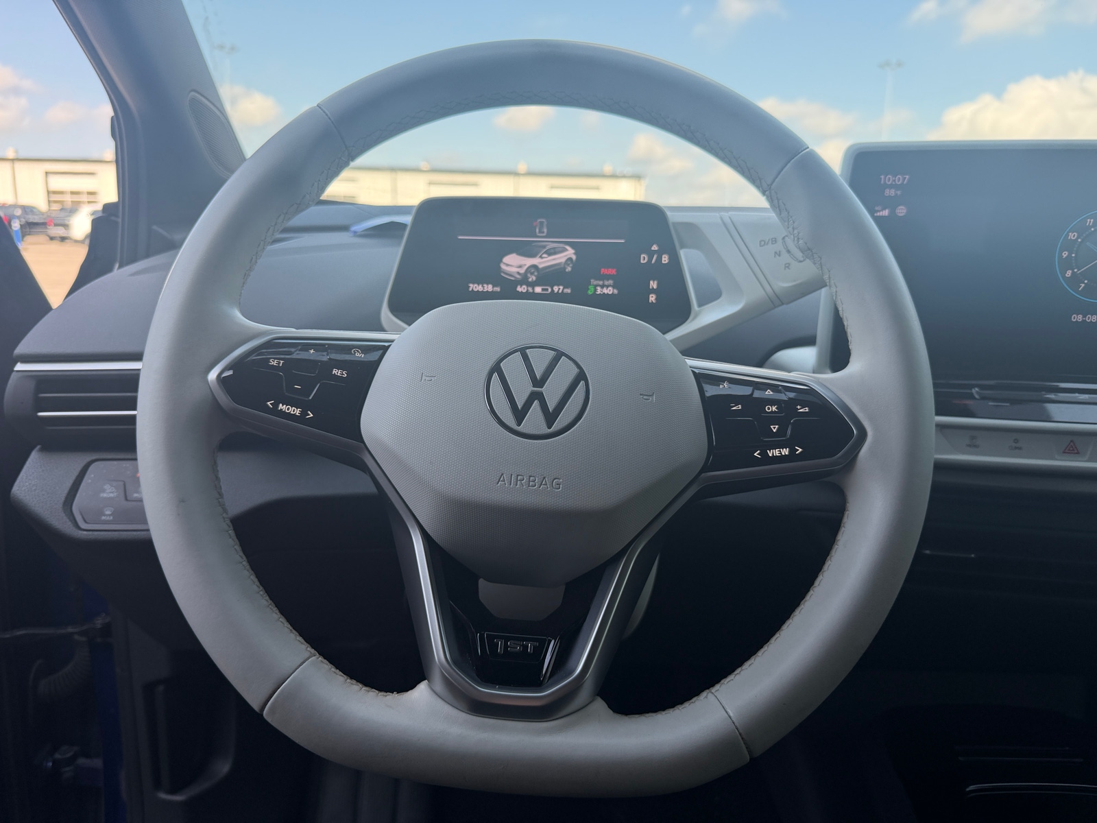 Thumbnail: 2021 Volkswagen ID.4 - 4