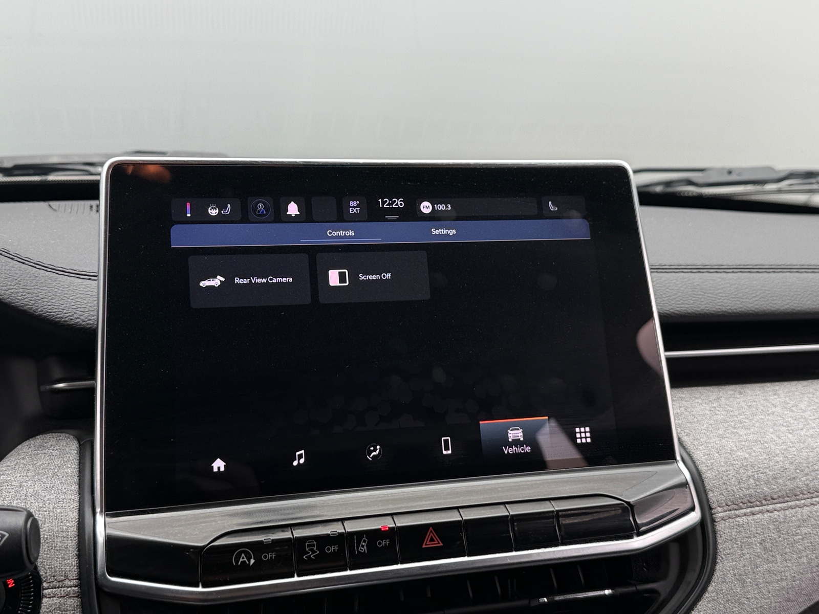 Thumbnail: 2023 Jeep Compass - 3
