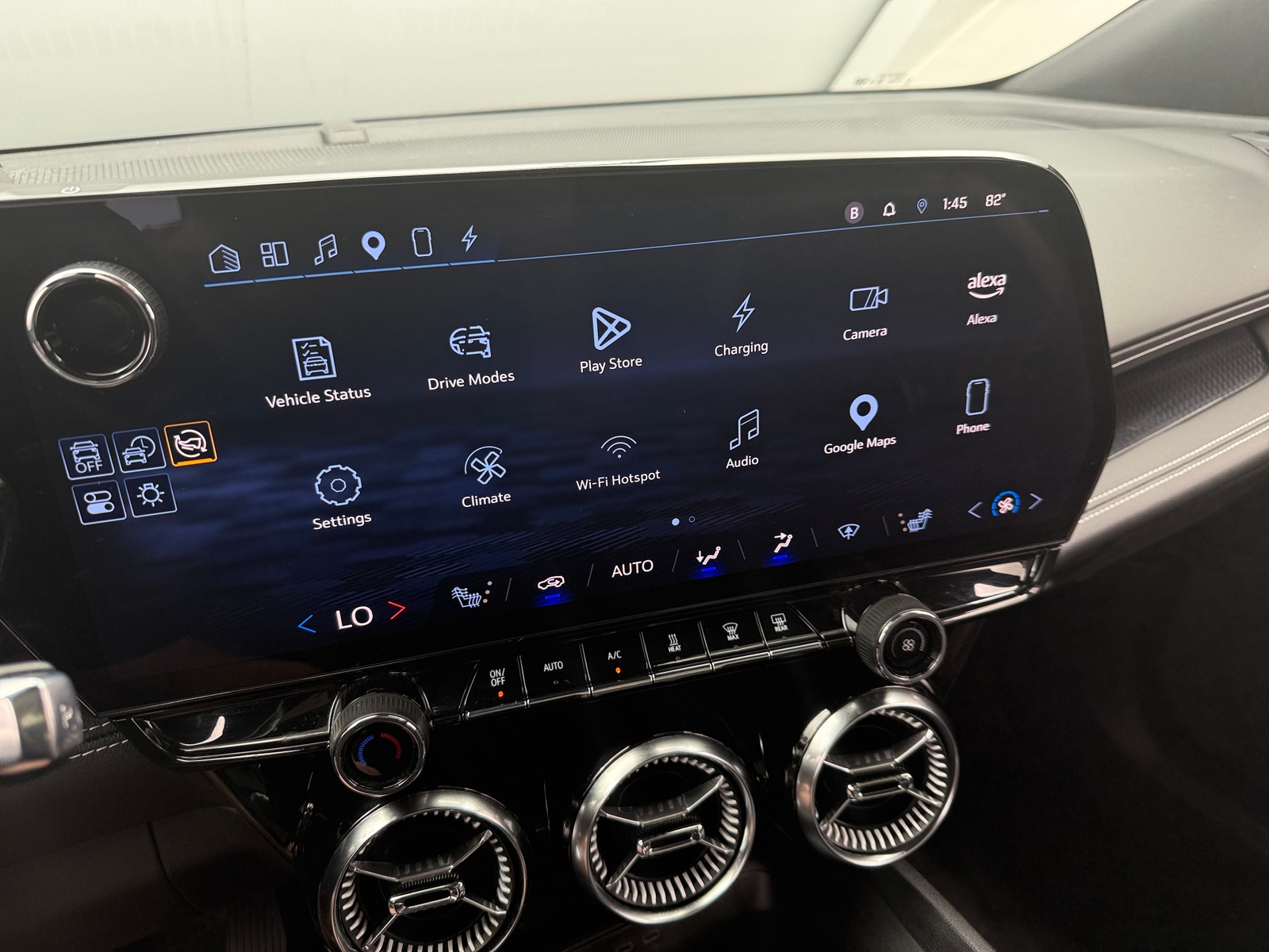 Thumbnail: 2024 Chevrolet Blazer EV - 3