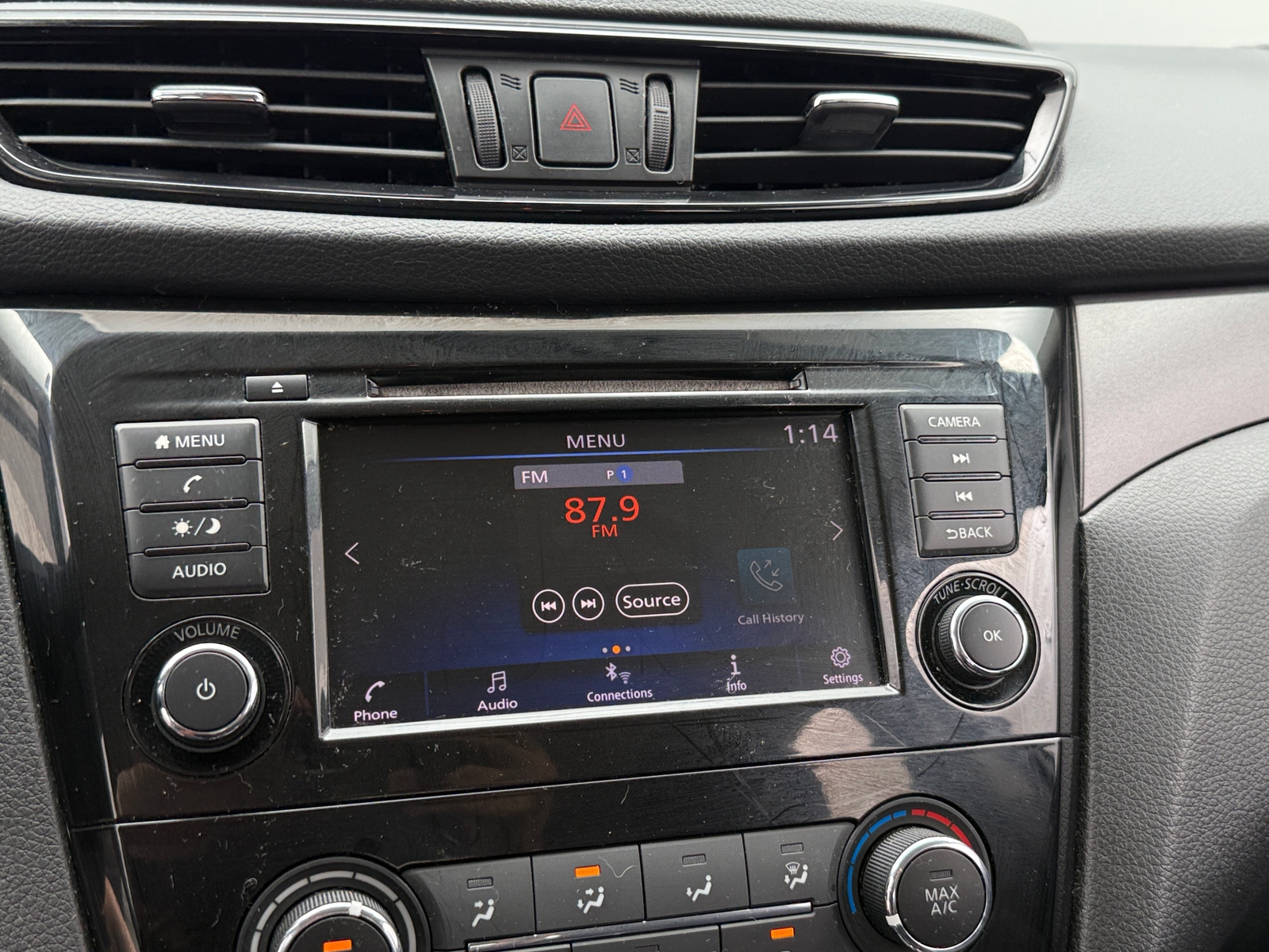 Thumbnail: 2019 Nissan Rogue Sport - 4