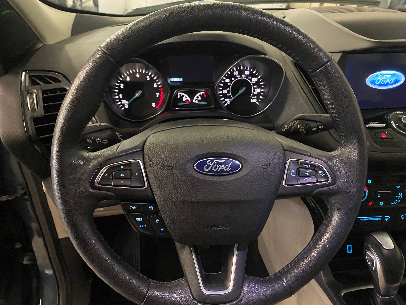 Thumbnail: 2019 Ford Escape - 4