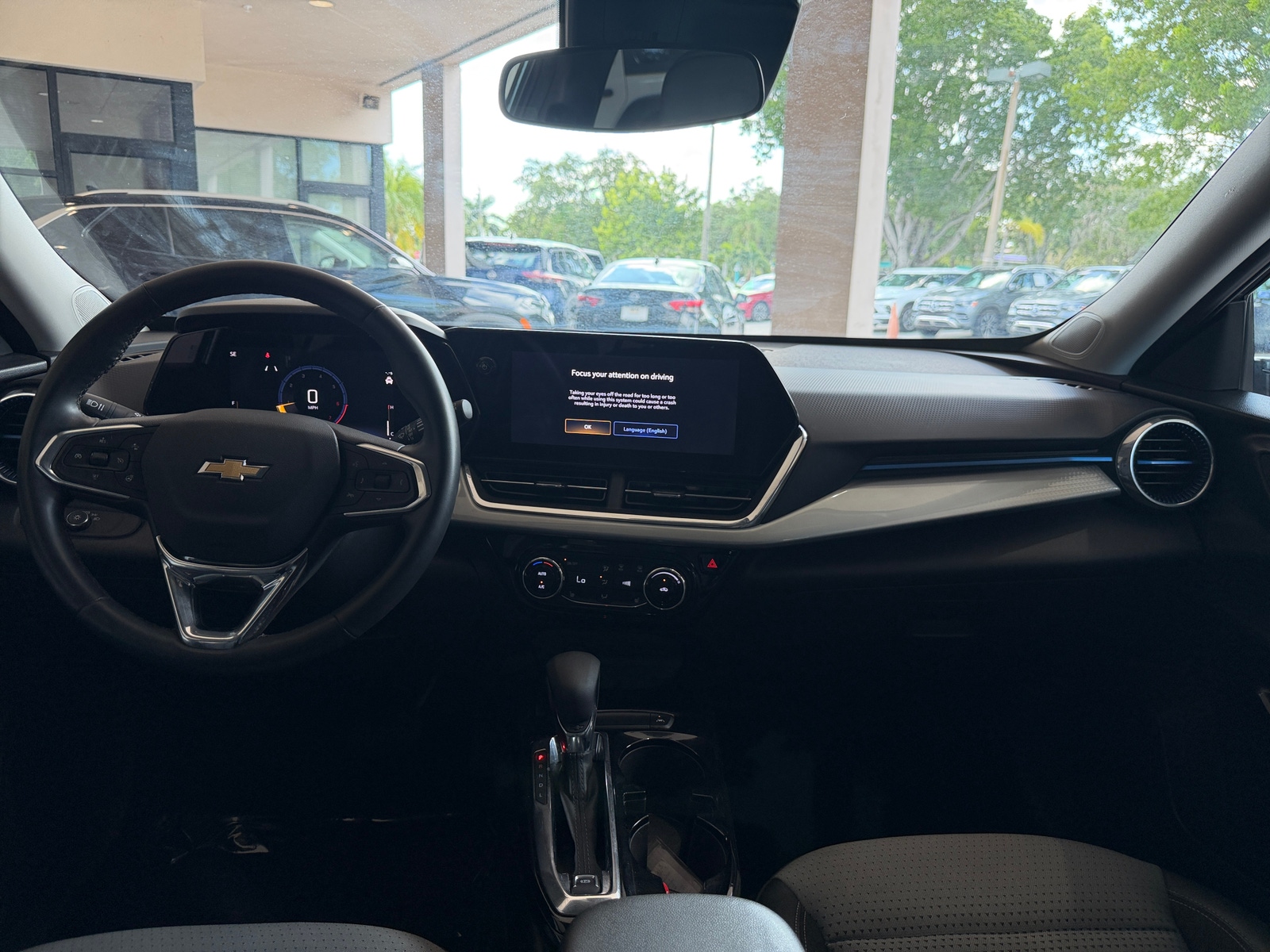 Thumbnail: 2025 Chevrolet Trax - 3