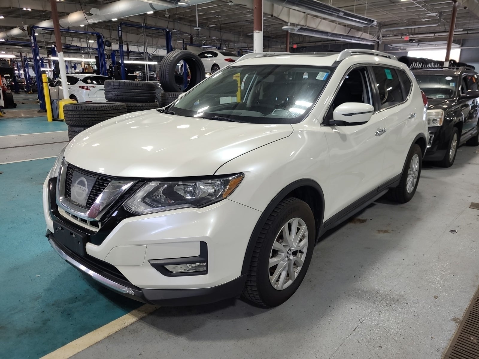 2017 Nissan Rogue SV
