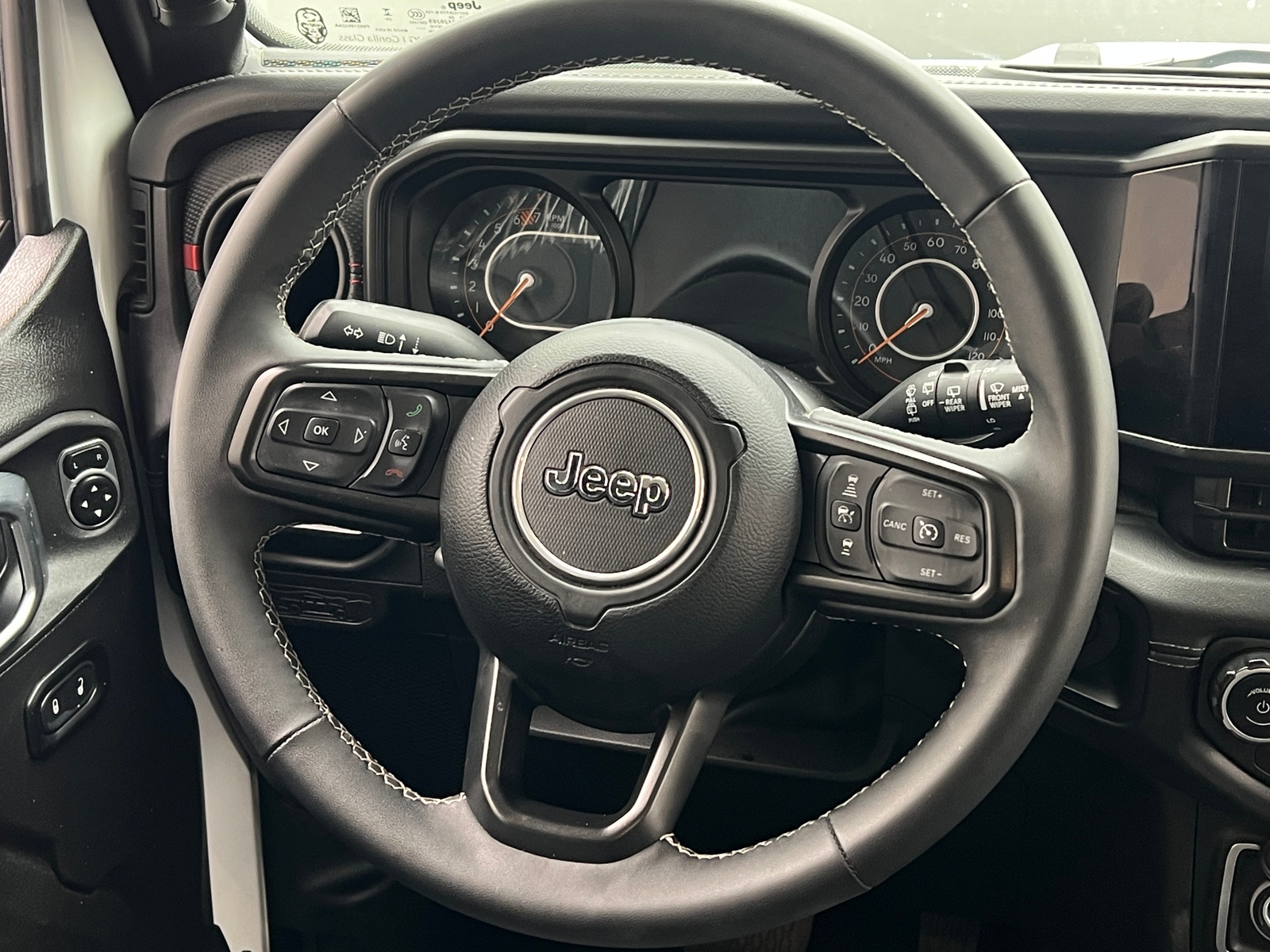Thumbnail: 2025 Jeep Wrangler - 5
