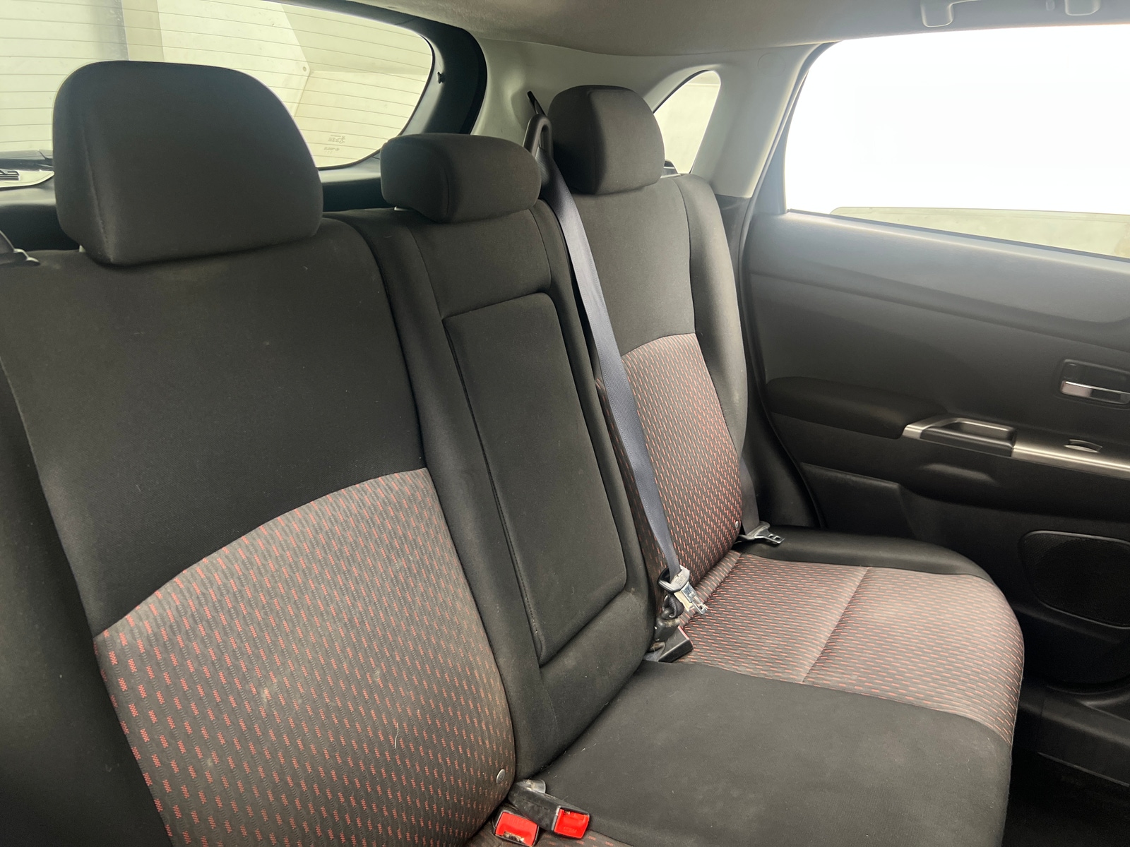 Thumbnail: 2018 Mitsubishi Outlander Sport - 6