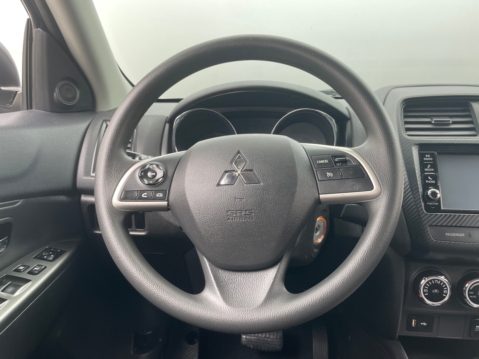 Thumbnail: 2018 Mitsubishi Outlander Sport - 5
