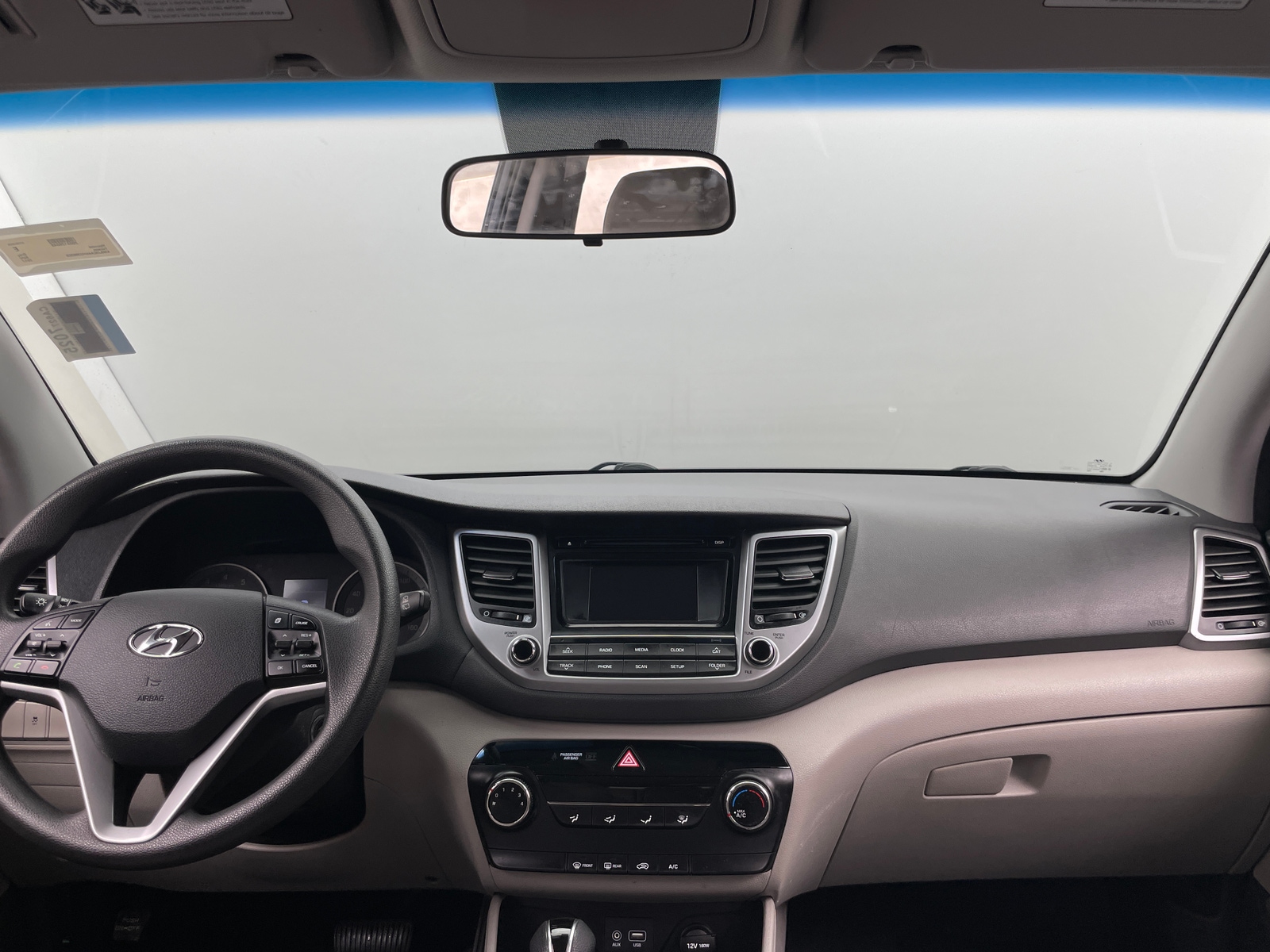 Thumbnail: 2017 Hyundai Tucson - 3