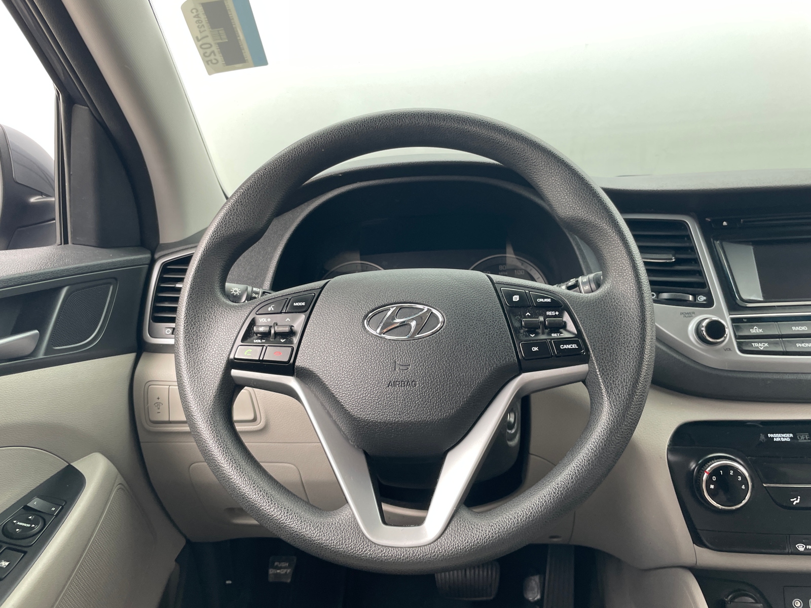 Thumbnail: 2017 Hyundai Tucson - 5