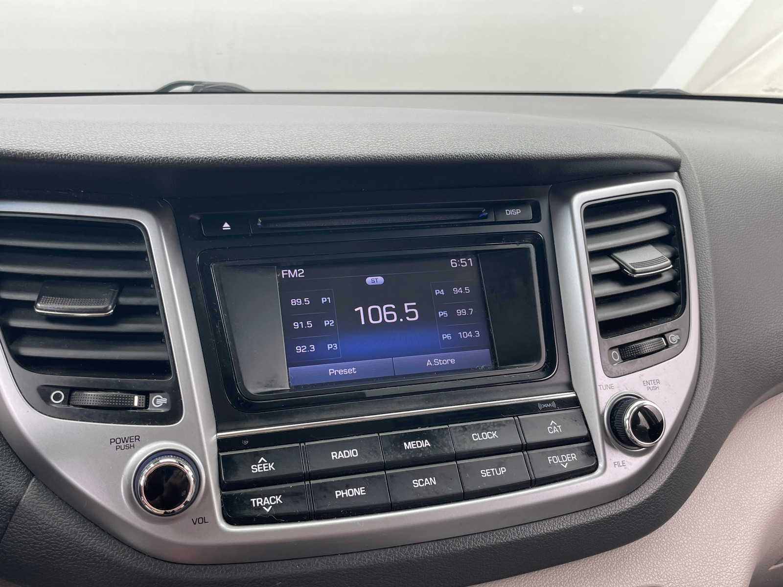 Thumbnail: 2017 Hyundai Tucson - 4