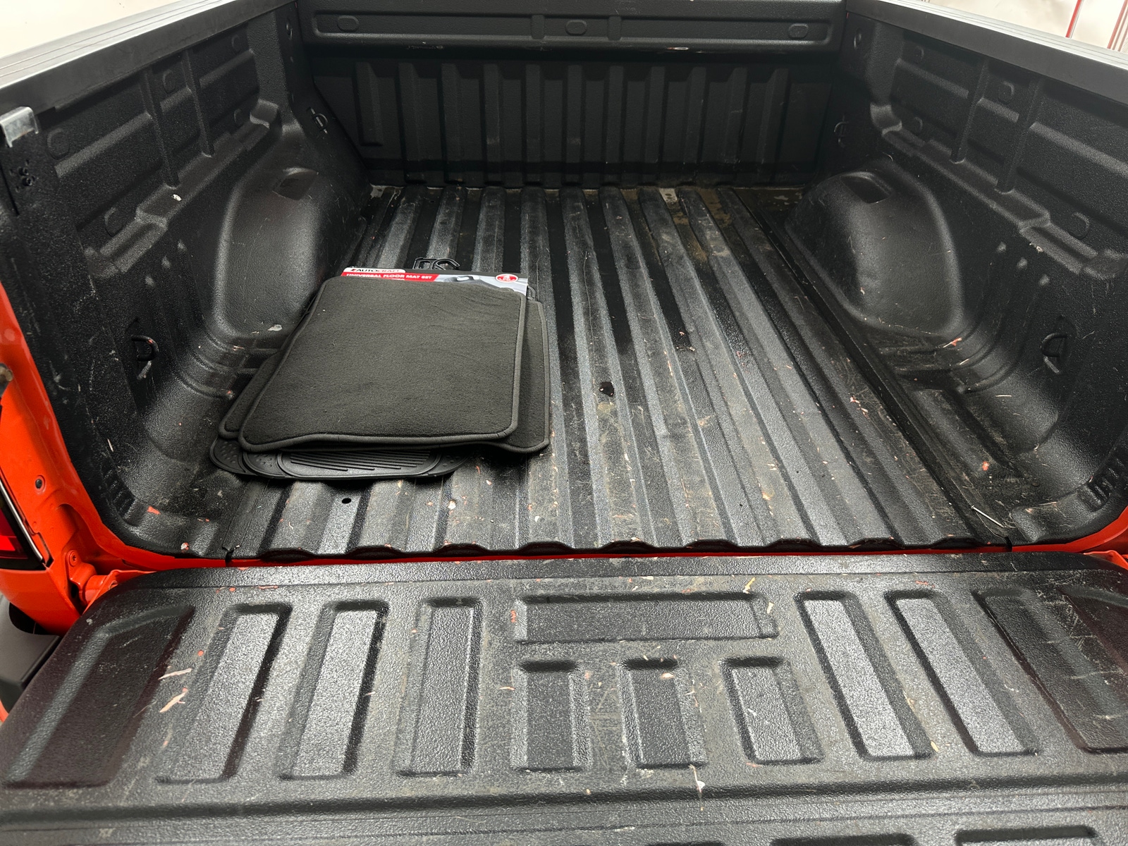 Thumbnail: 2021 Chevrolet Colorado - 6